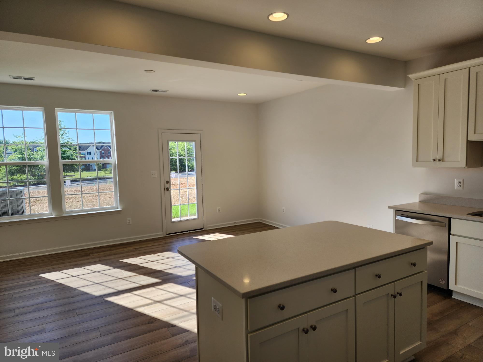 MARTINSBURG STATION - Residential Lease