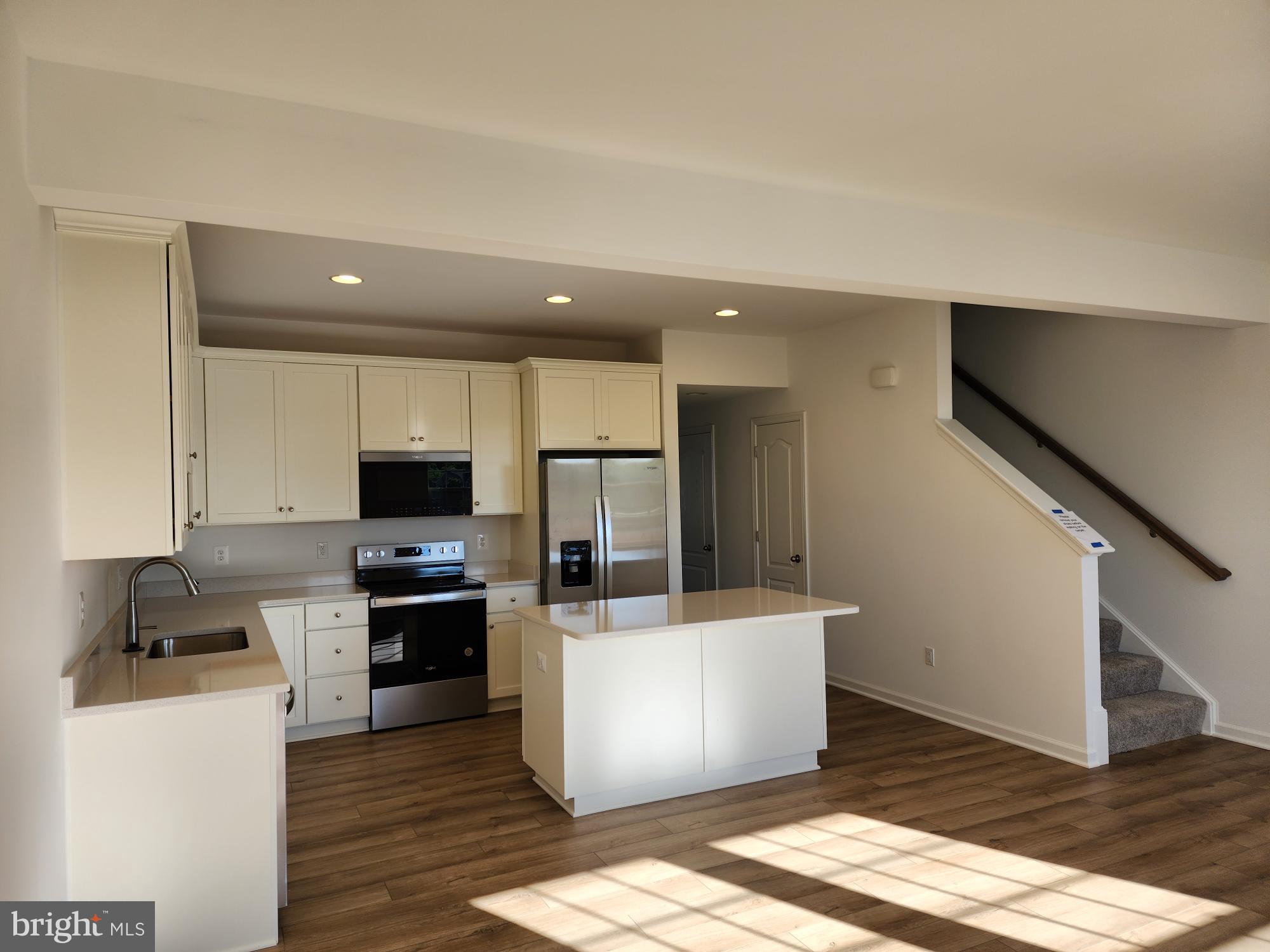 MARTINSBURG STATION - Residential Lease