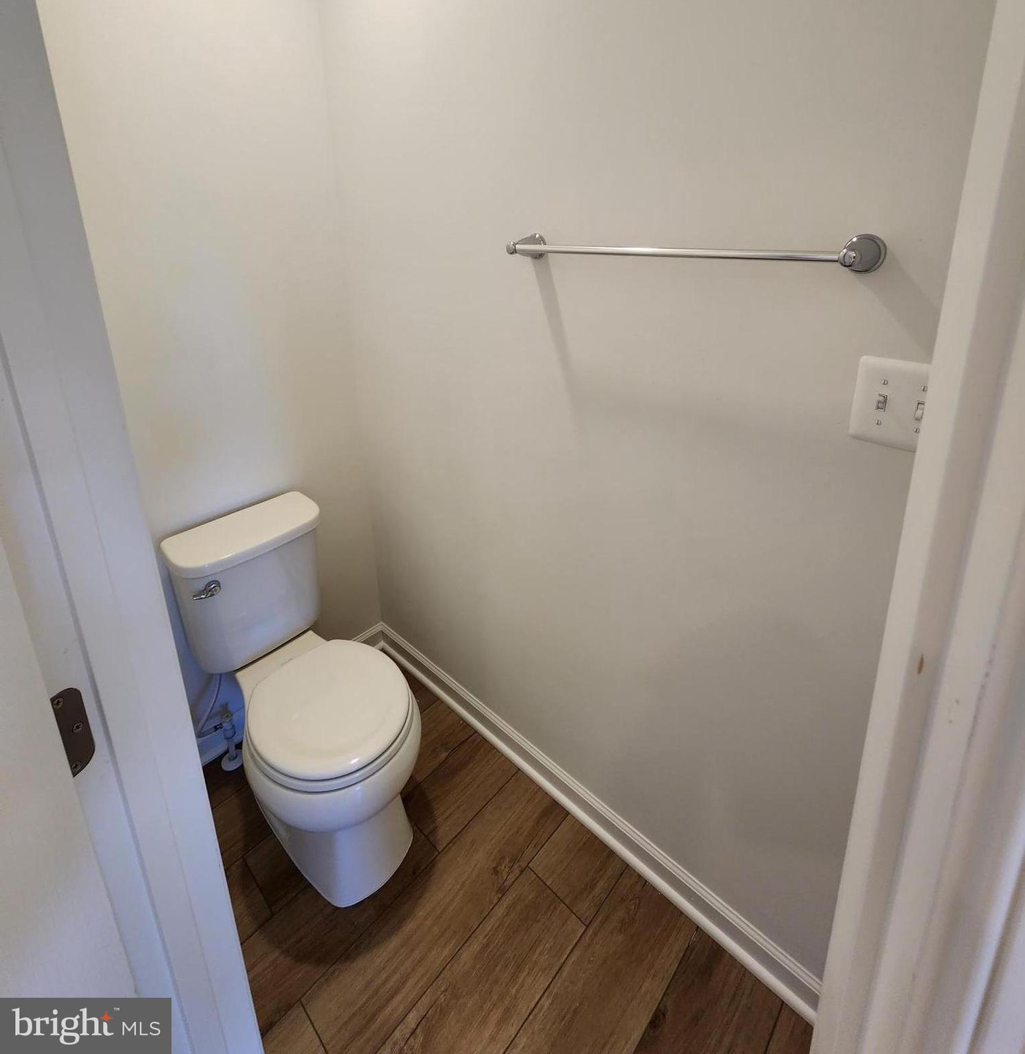 MARTINSBURG STATION - Residential Lease