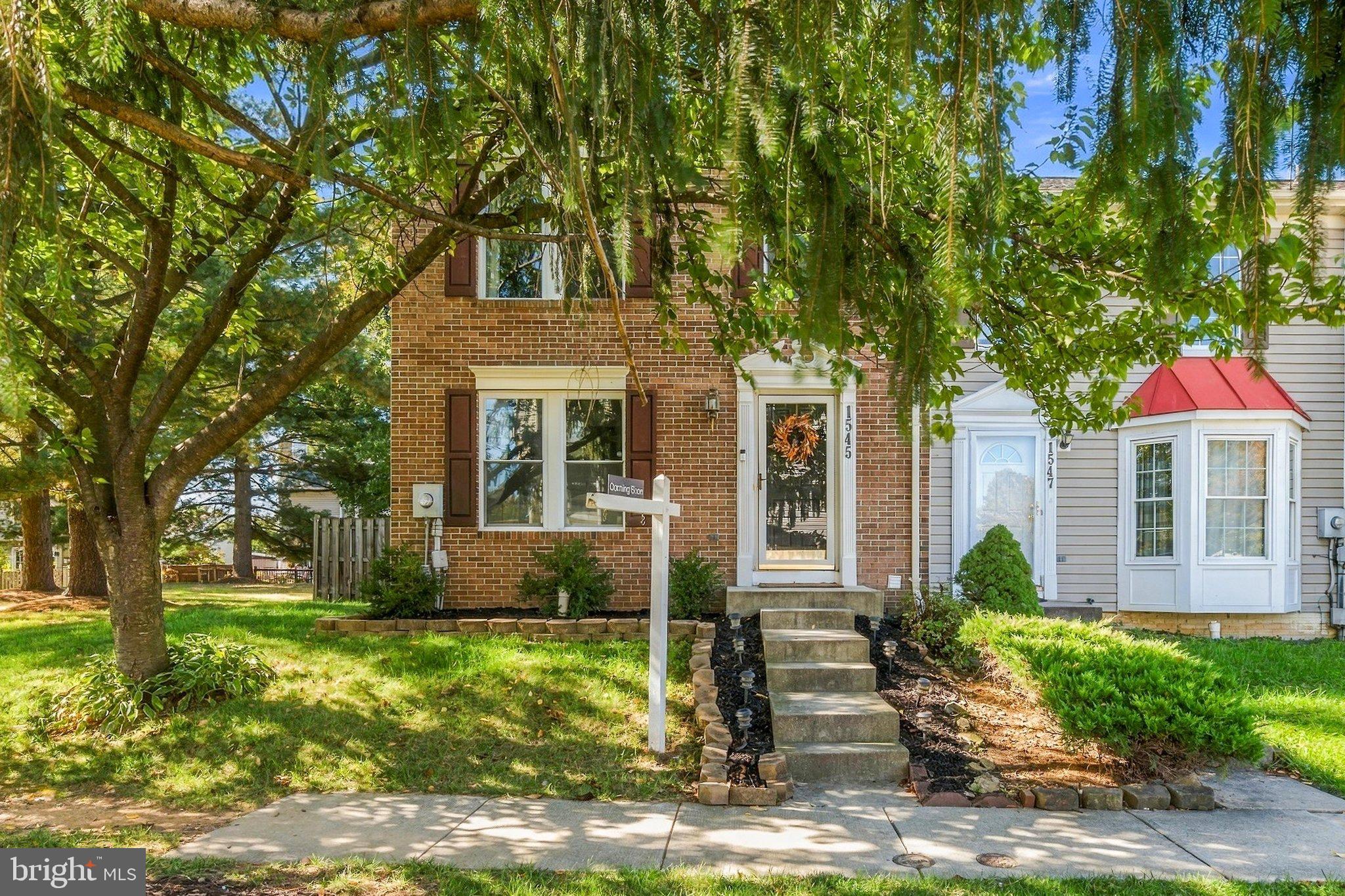 1545 BEVERLY COURT