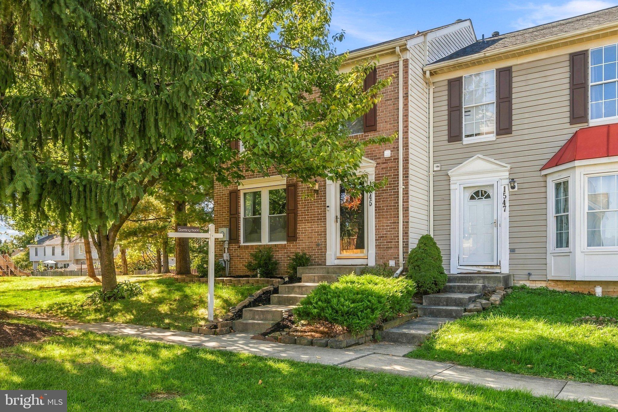 1545 BEVERLY COURT