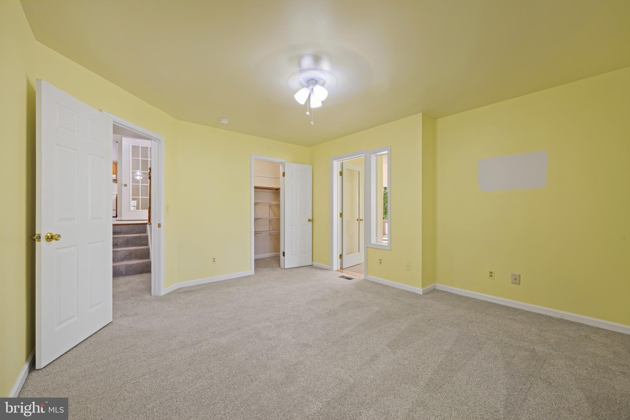 OAKDALE MANOR - Residential