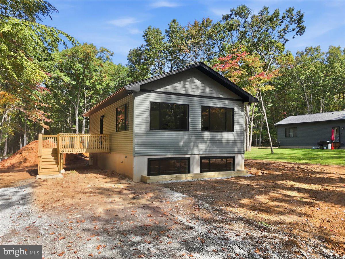 156 BROAD MOUNTAIN VIEW DRIVE