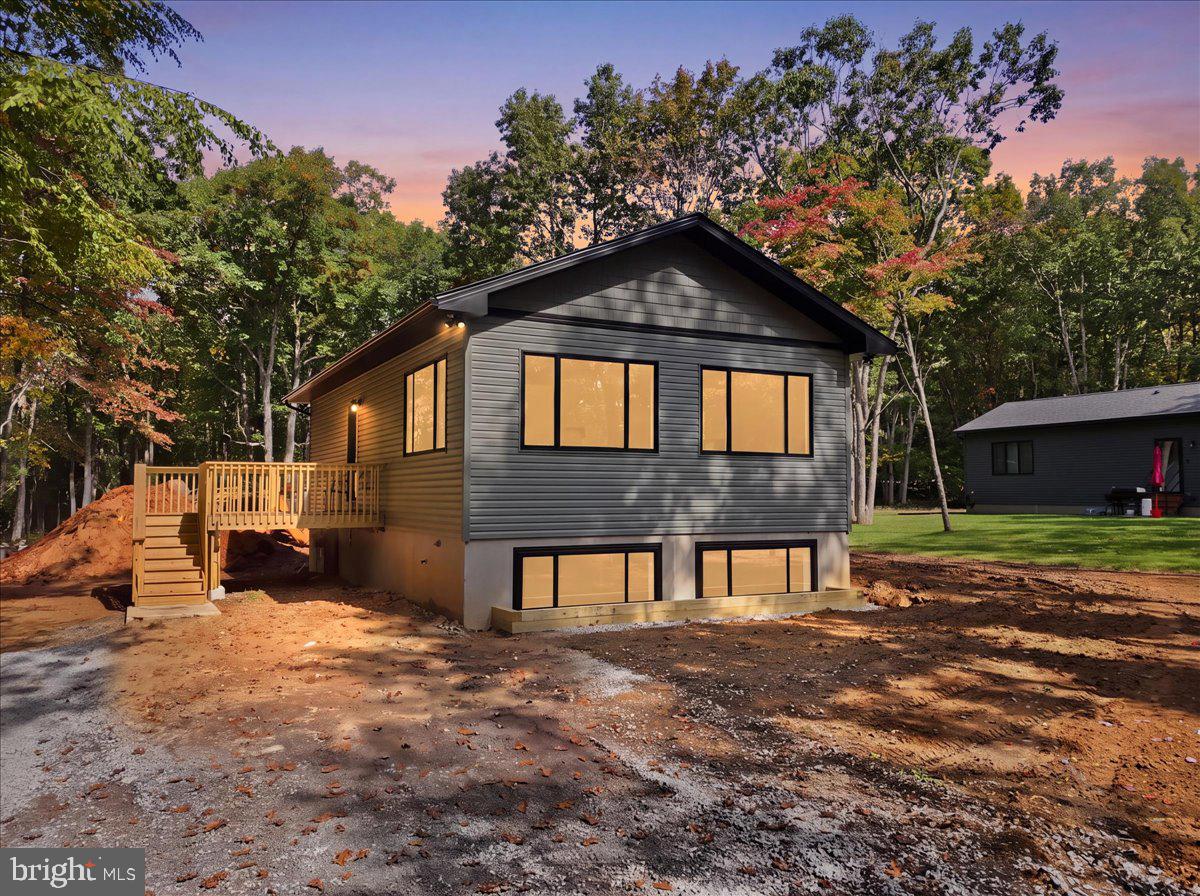 156 BROAD MOUNTAIN VIEW DRIVE