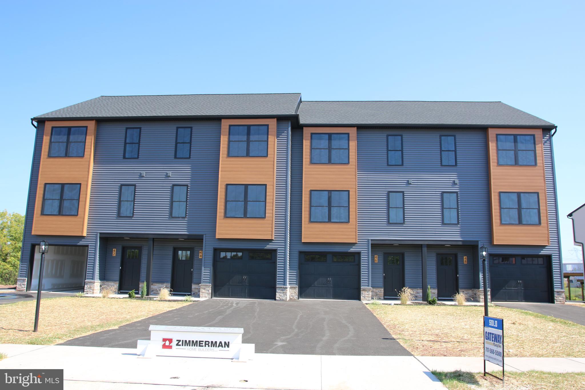 STONEGATE COMMONS - Residential