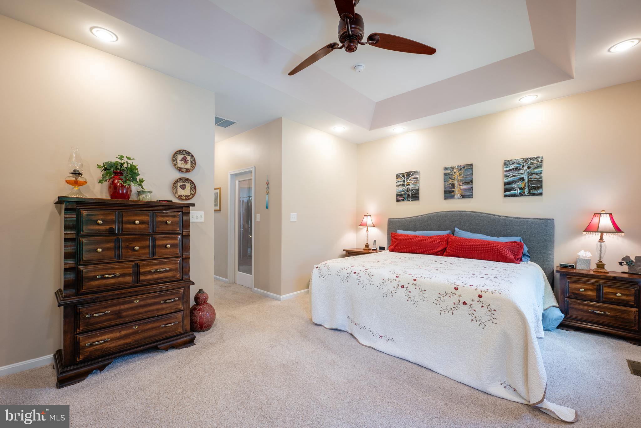 VINT HILL - Residential