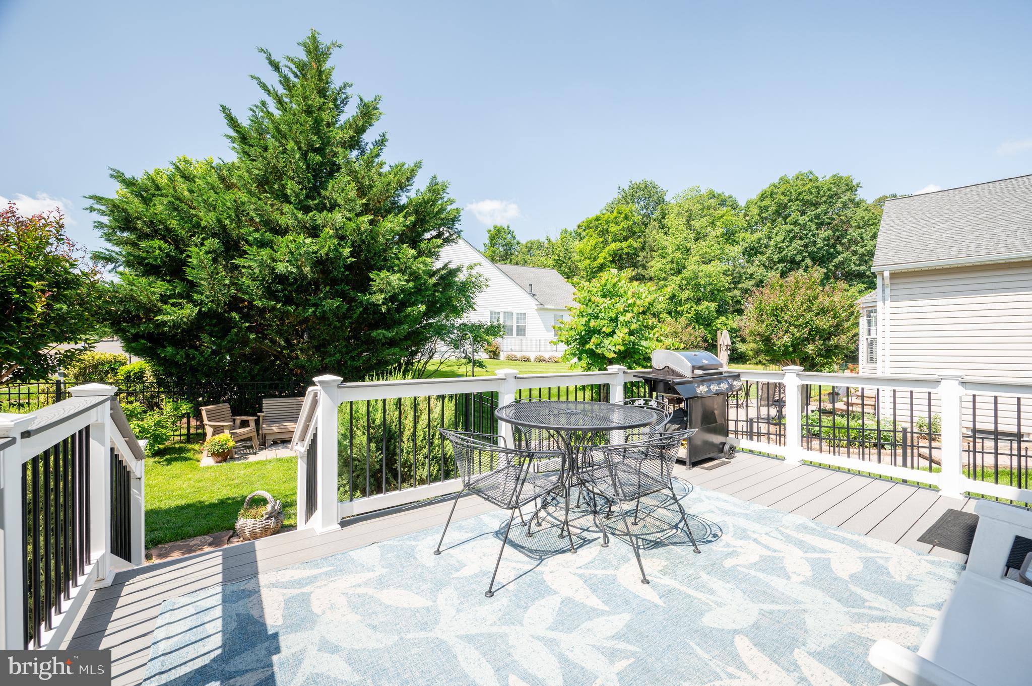 VINT HILL - Residential