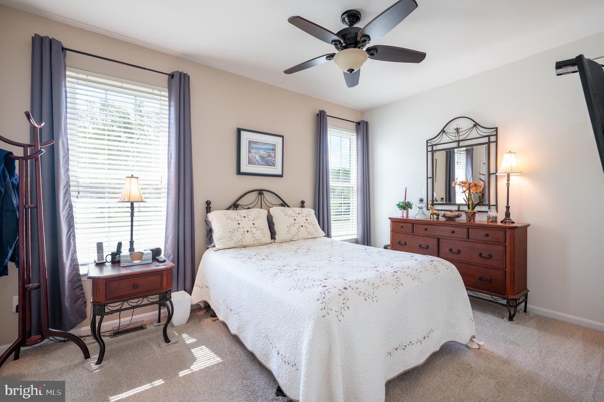 VINT HILL - Residential