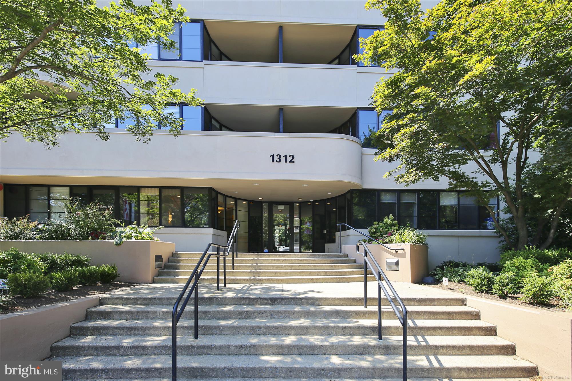 1312 MASSACHUSETTS AVENUE NW 702