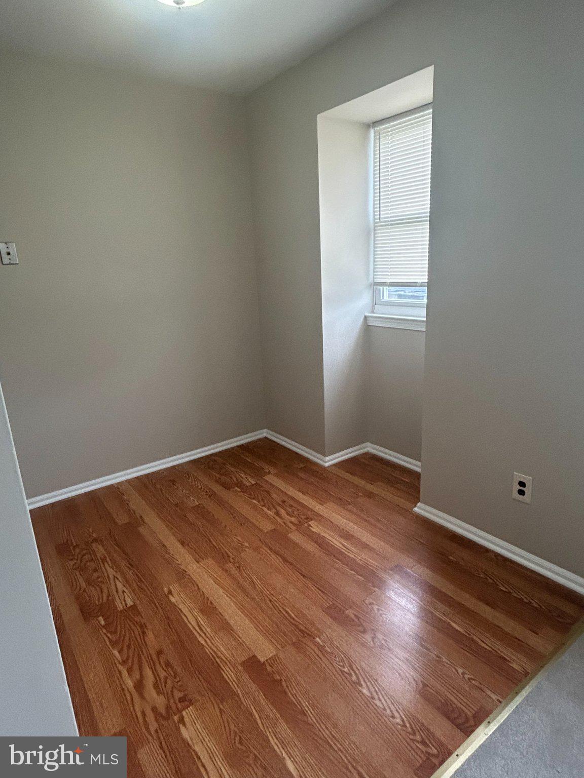101 RELIANCE CIRCLE 2ND FLOOR