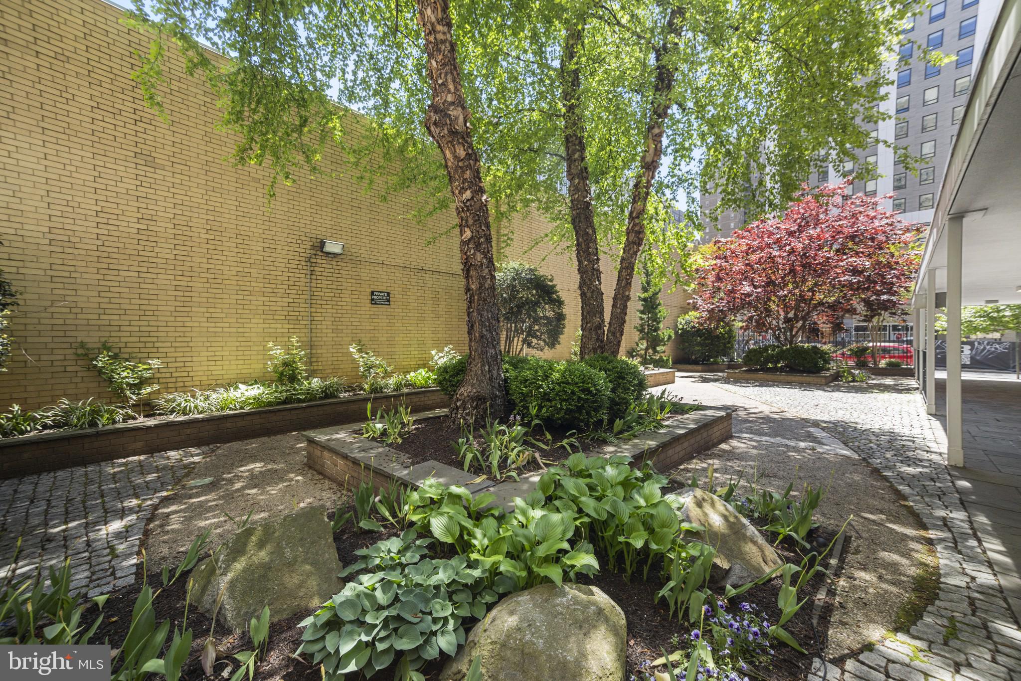 CENTER CITY - Residential