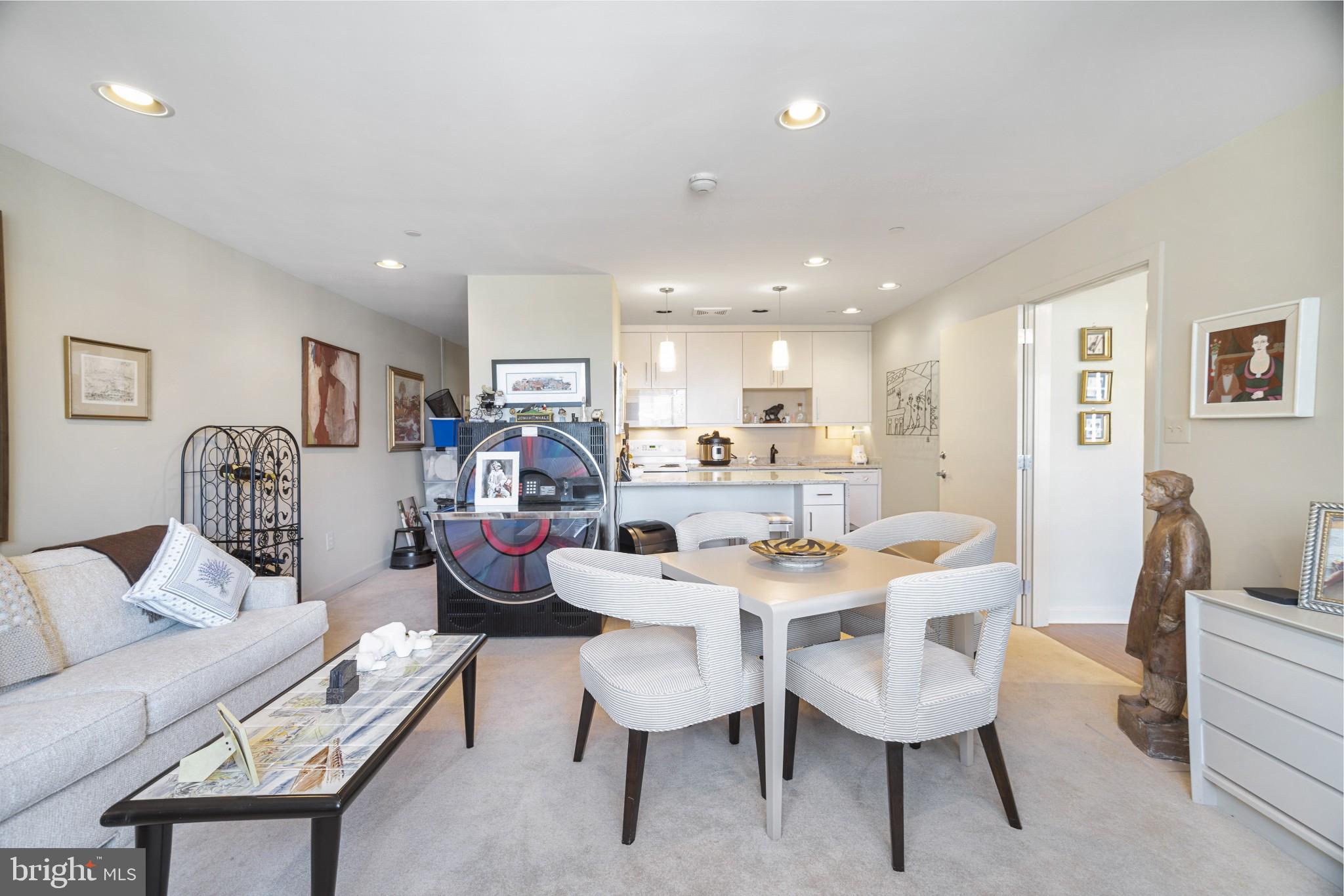 CENTER CITY - Residential