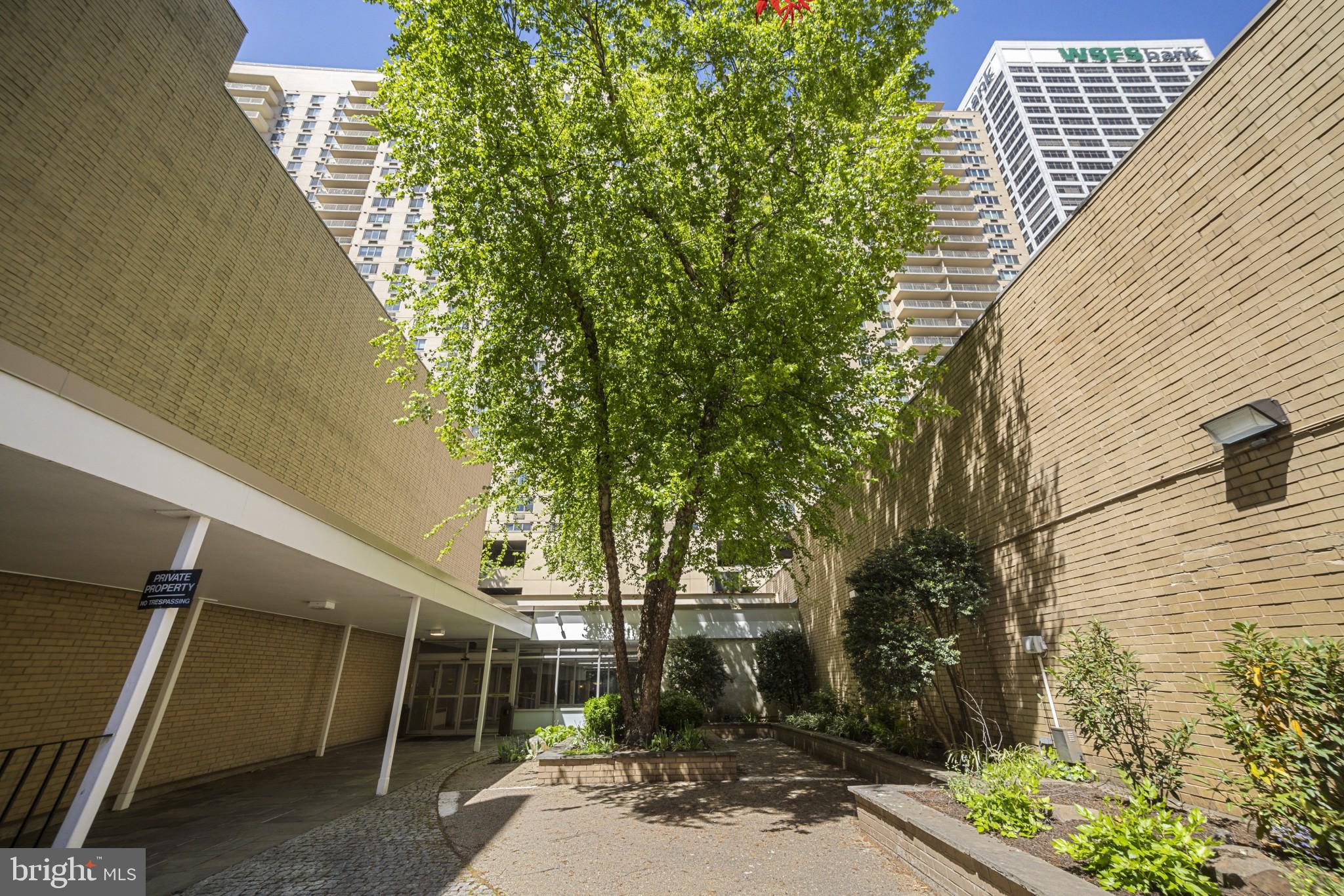 CENTER CITY - Residential