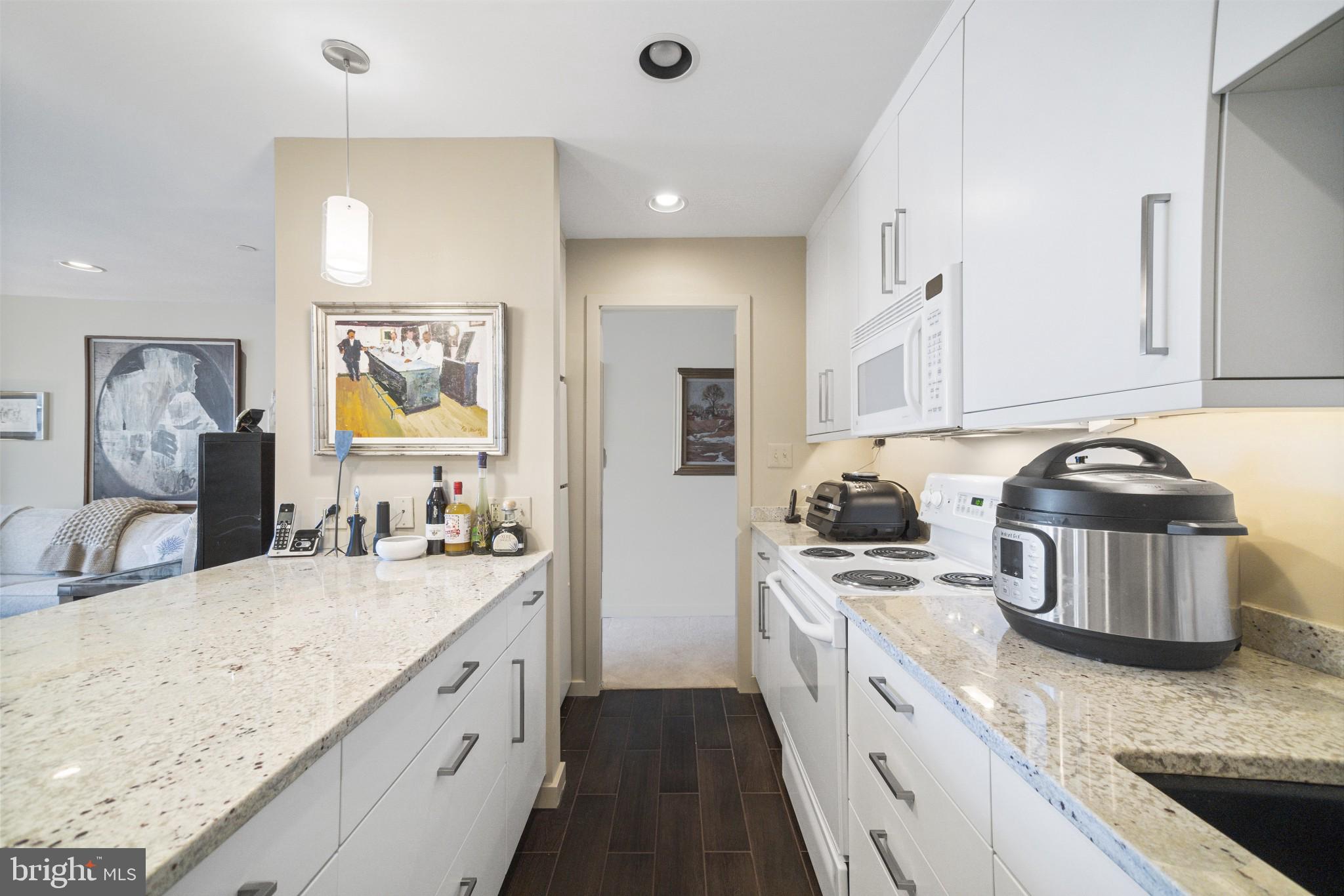 CENTER CITY - Residential