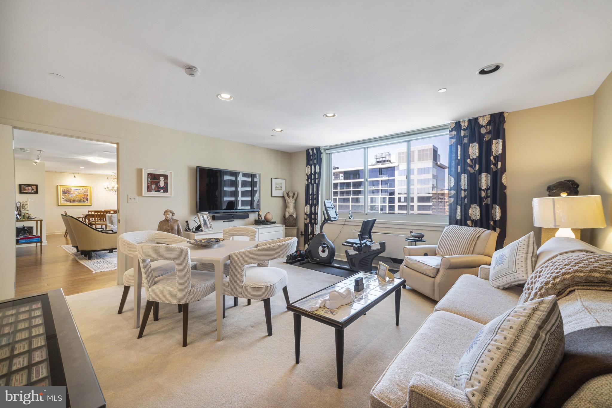 CENTER CITY - Residential