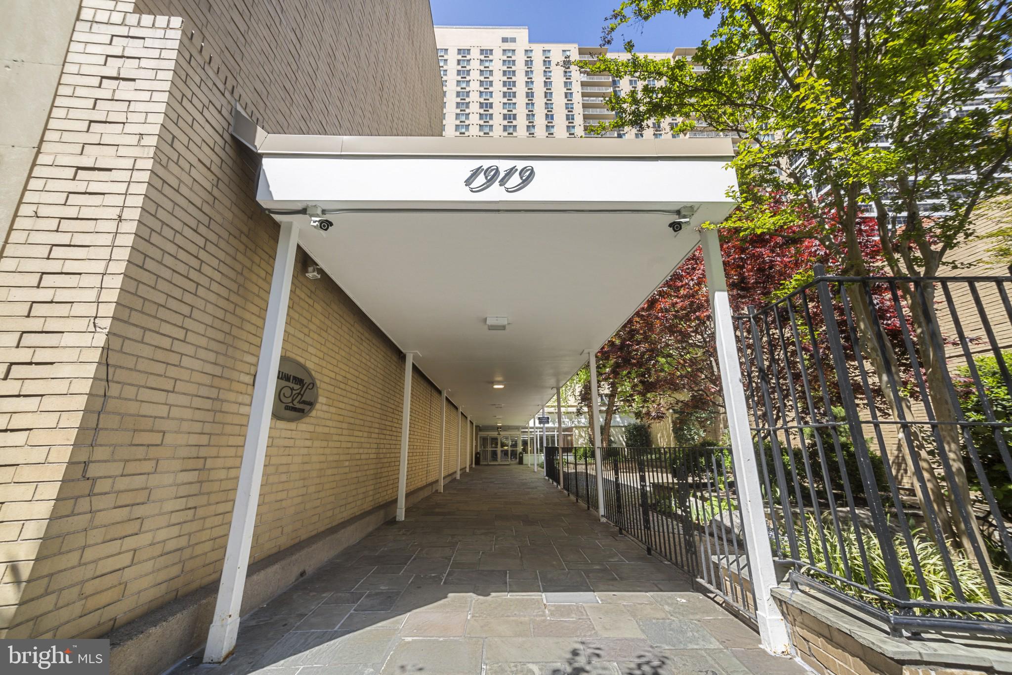 CENTER CITY - Residential