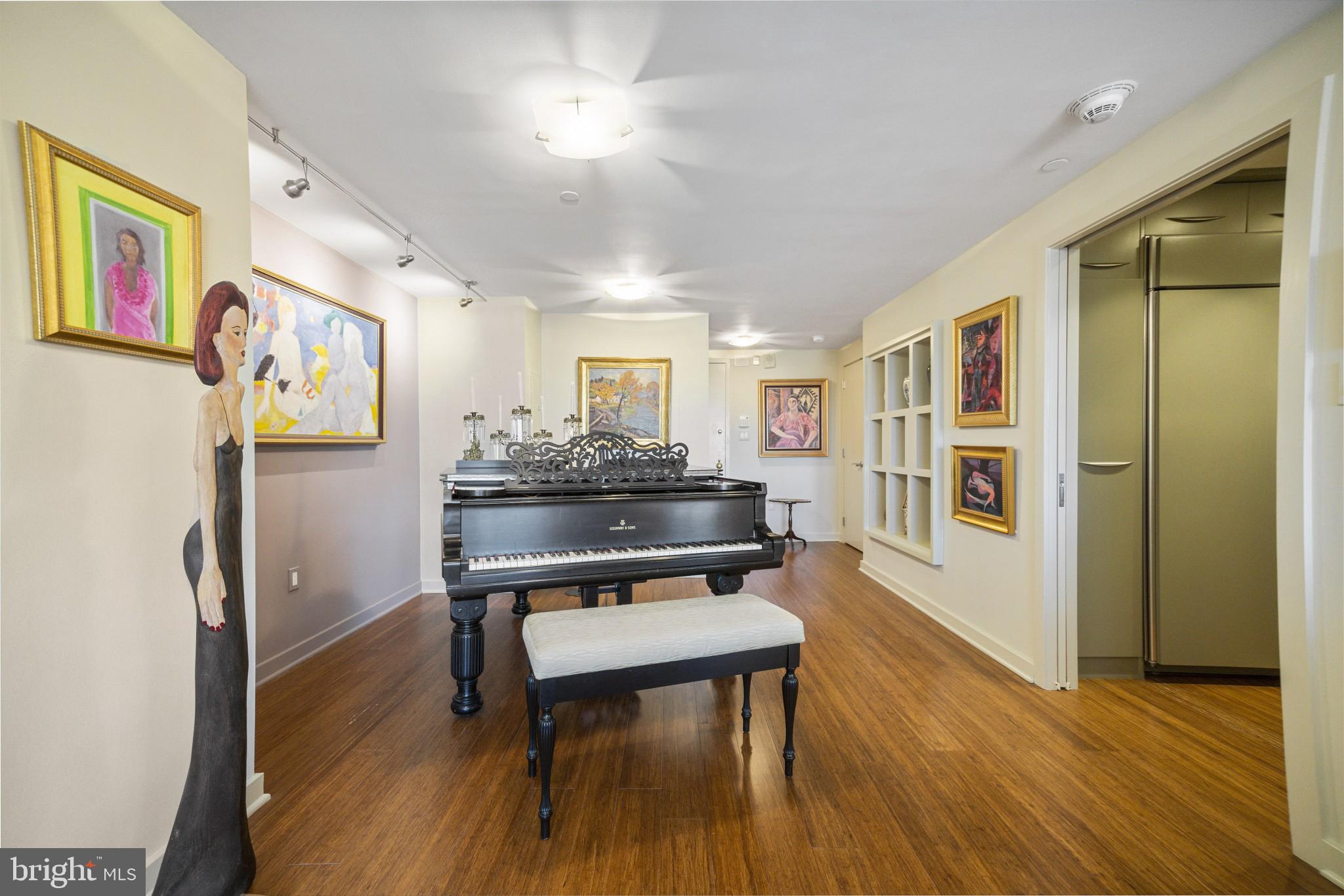 CENTER CITY - Residential