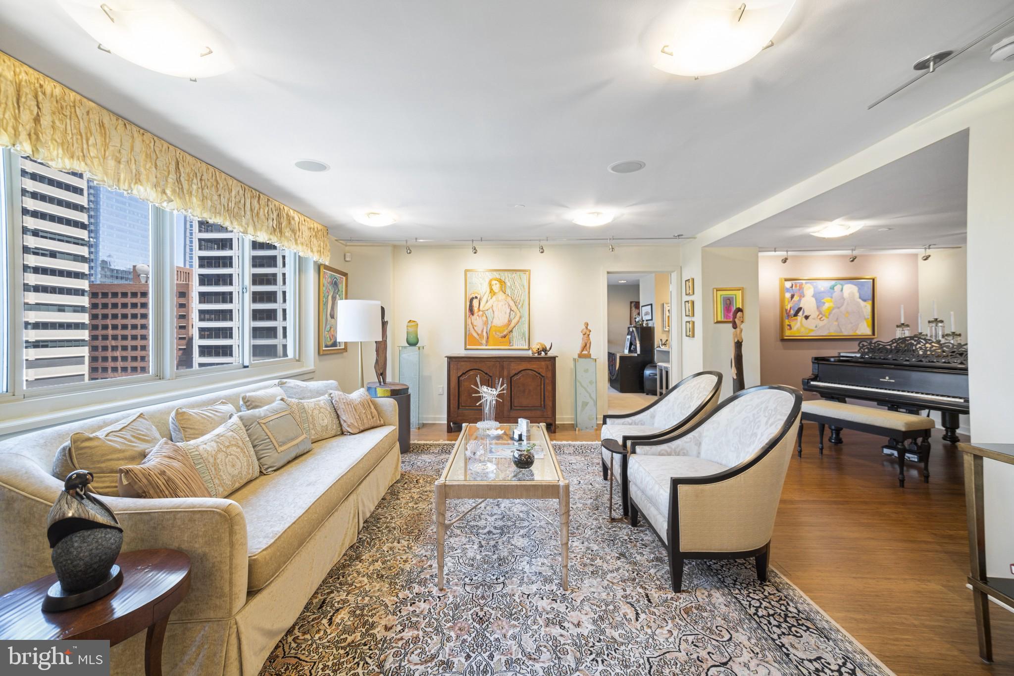 CENTER CITY - Residential