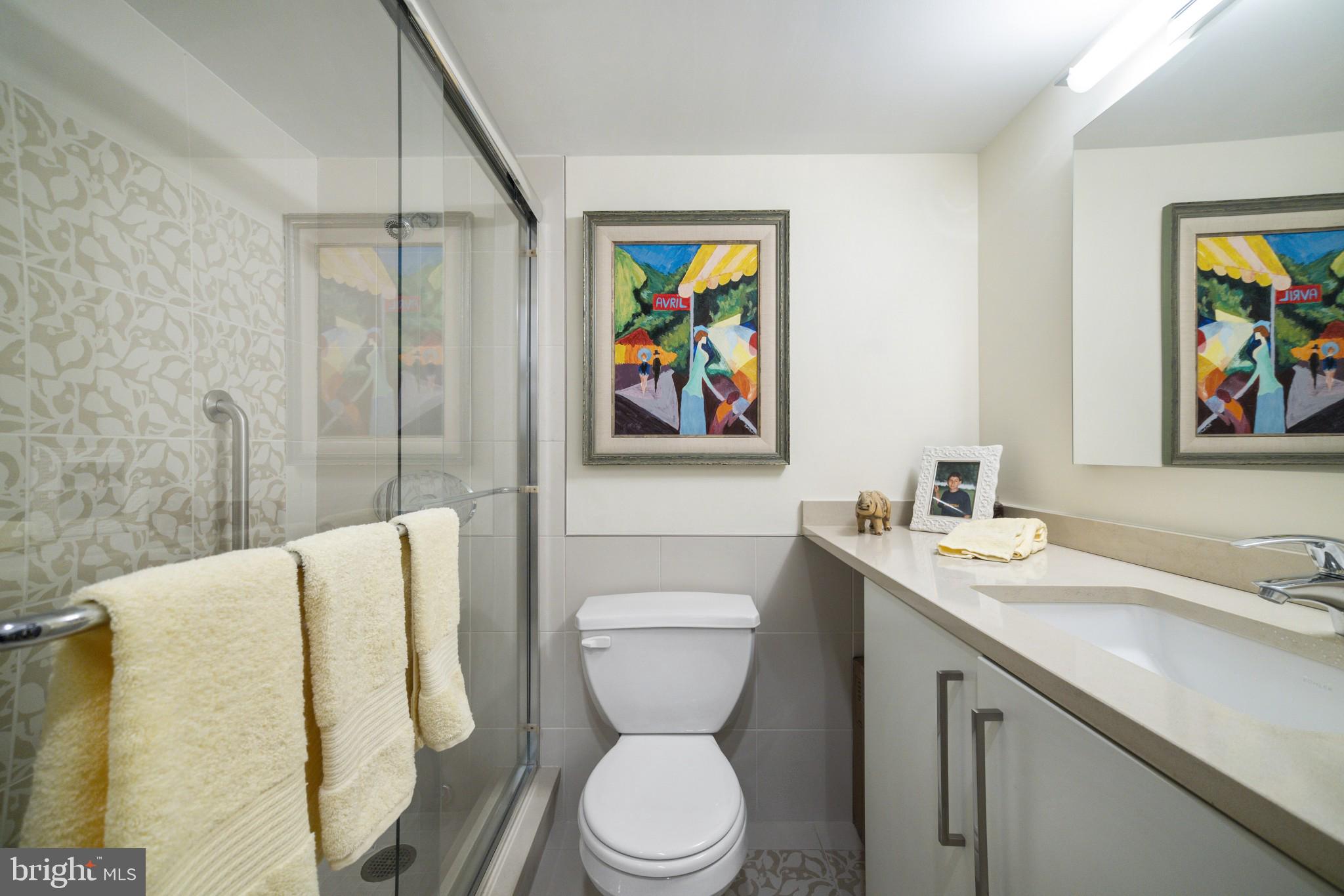 CENTER CITY - Residential