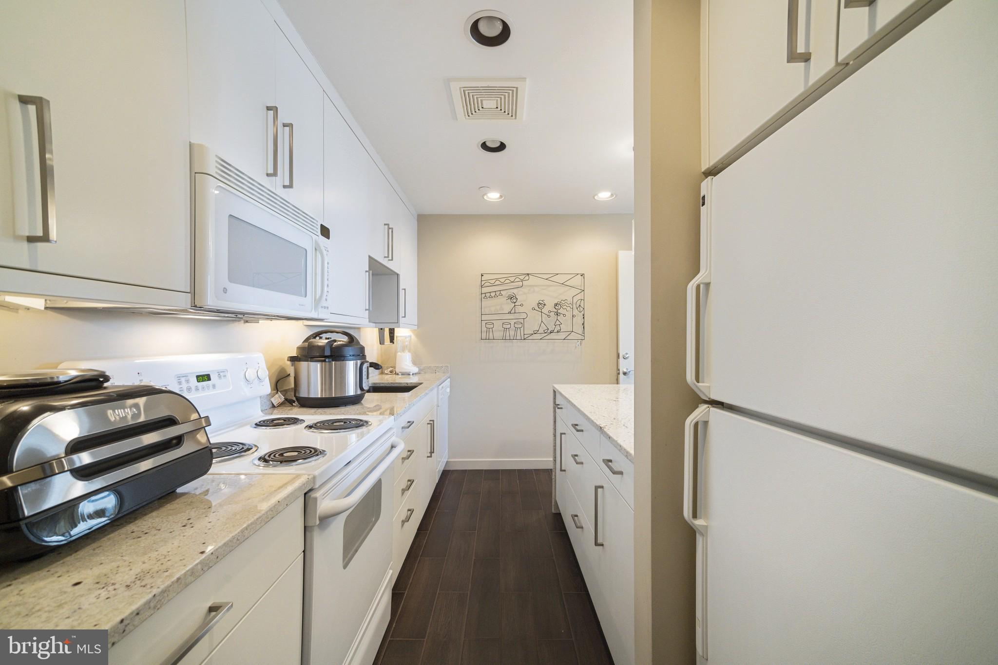 CENTER CITY - Residential