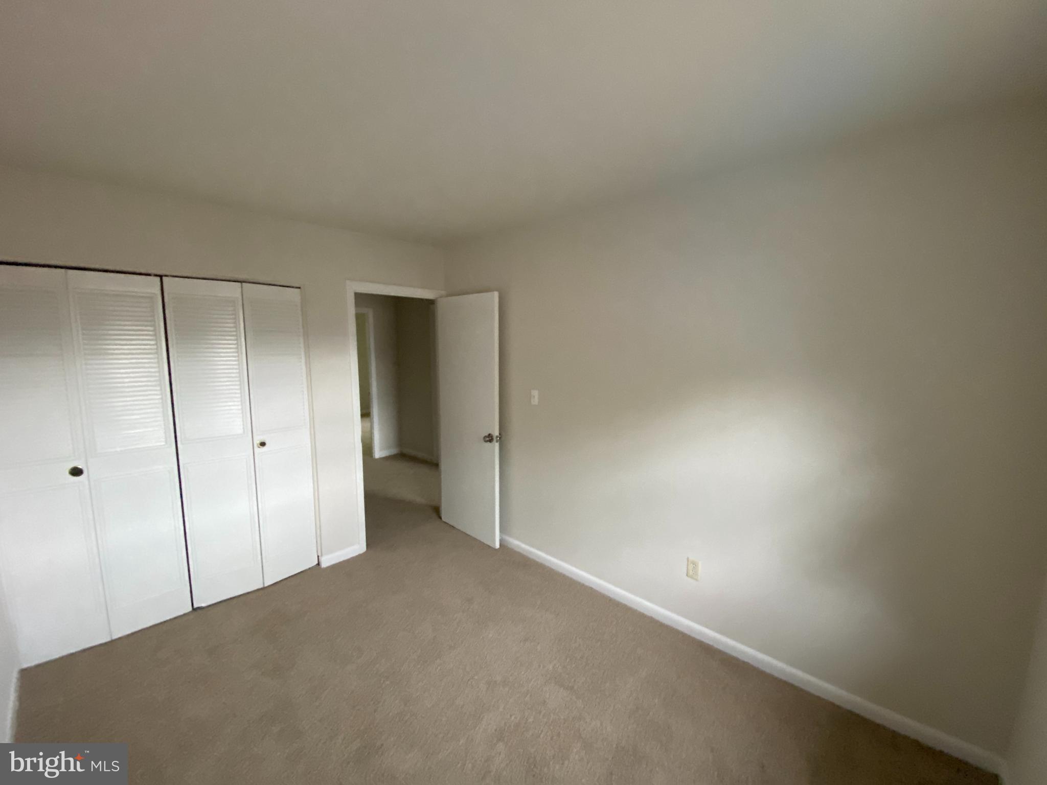 HERITAGE COURT - Residential Lease