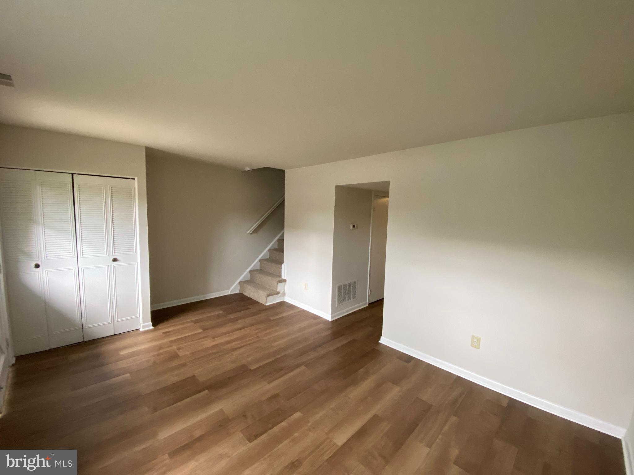 HERITAGE COURT - Residential Lease