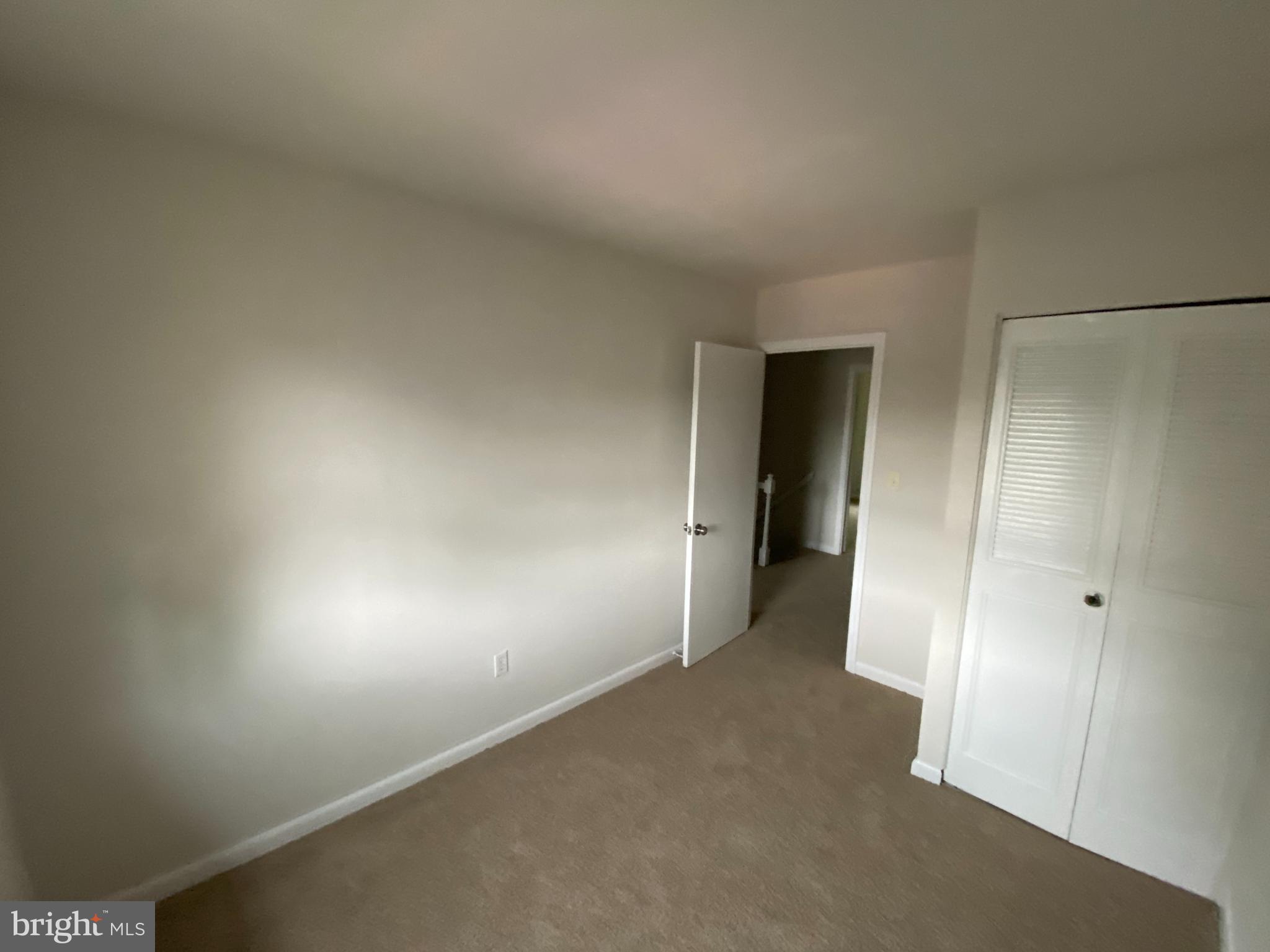 HERITAGE COURT - Residential Lease