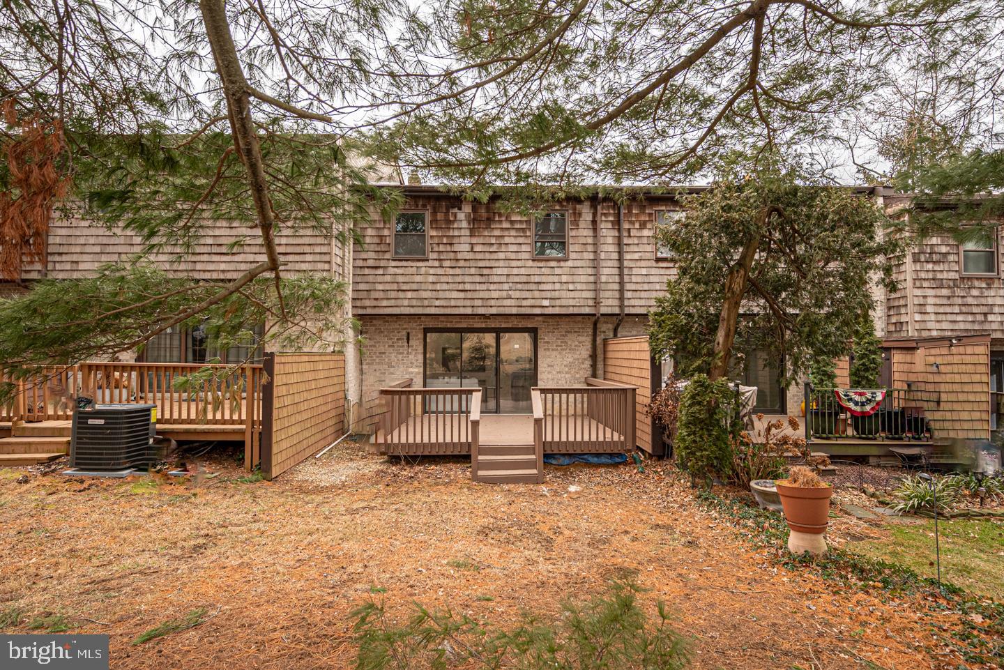 VALLEYBROOK - Residential