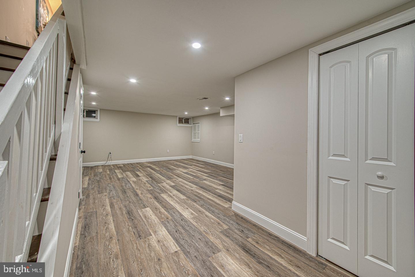 VALLEYBROOK - Residential