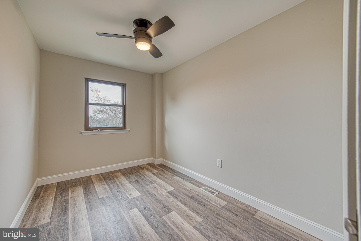 VALLEYBROOK - Residential