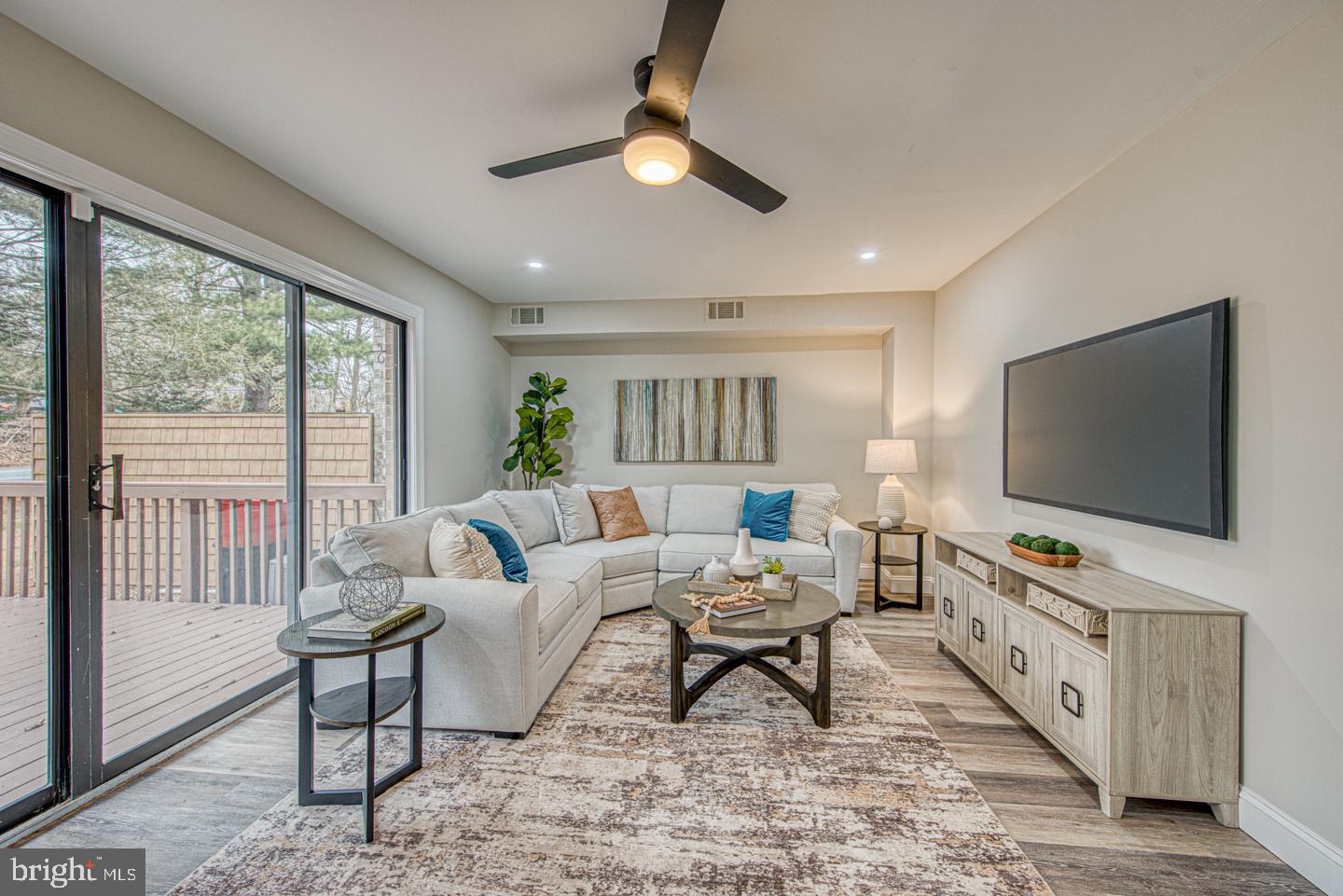 VALLEYBROOK - Residential