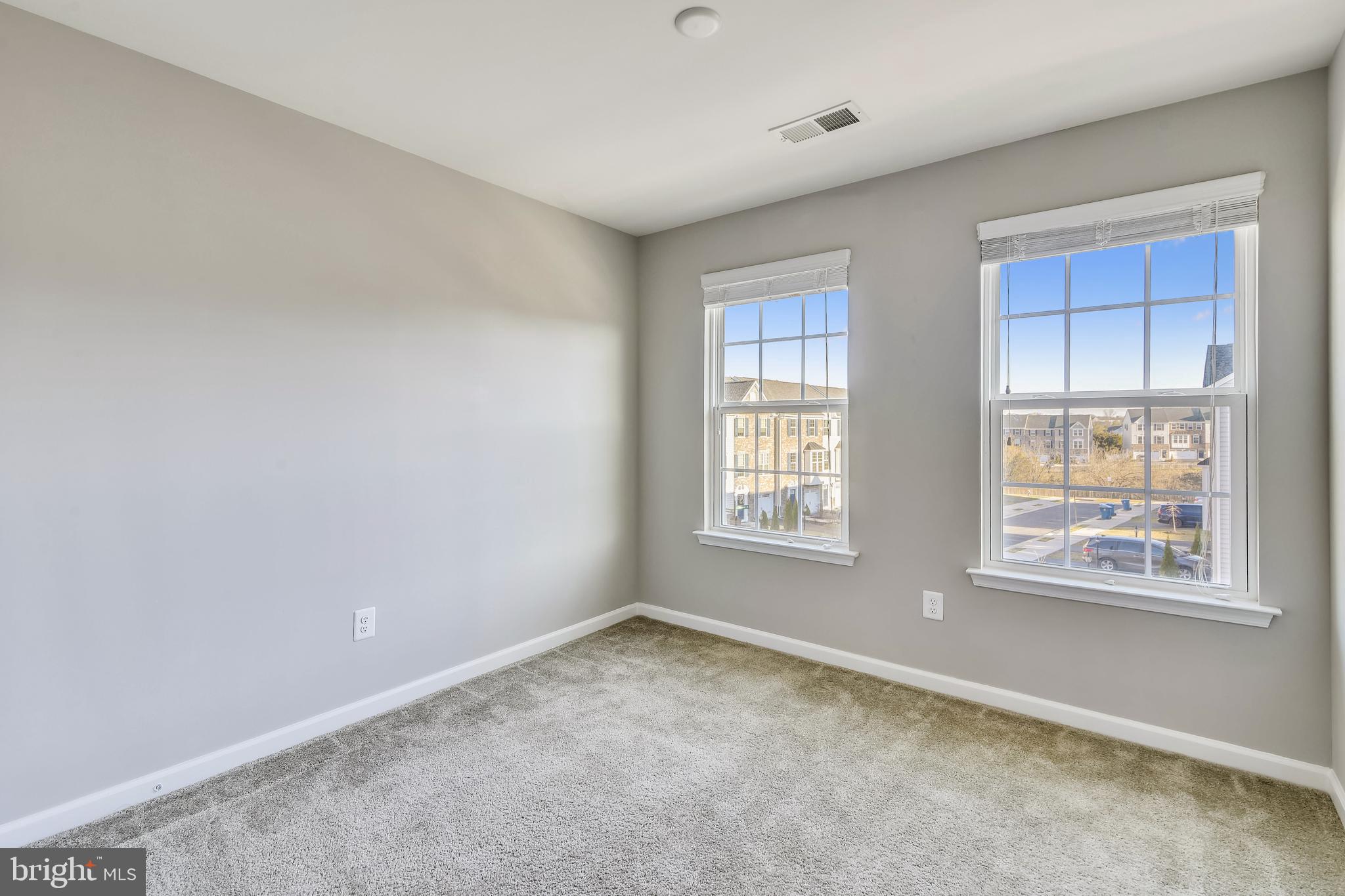 LAKE FREDERICK - Residential