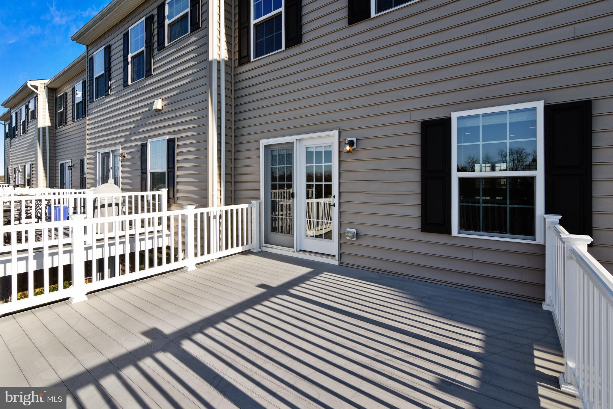 LAKE FREDERICK - Residential