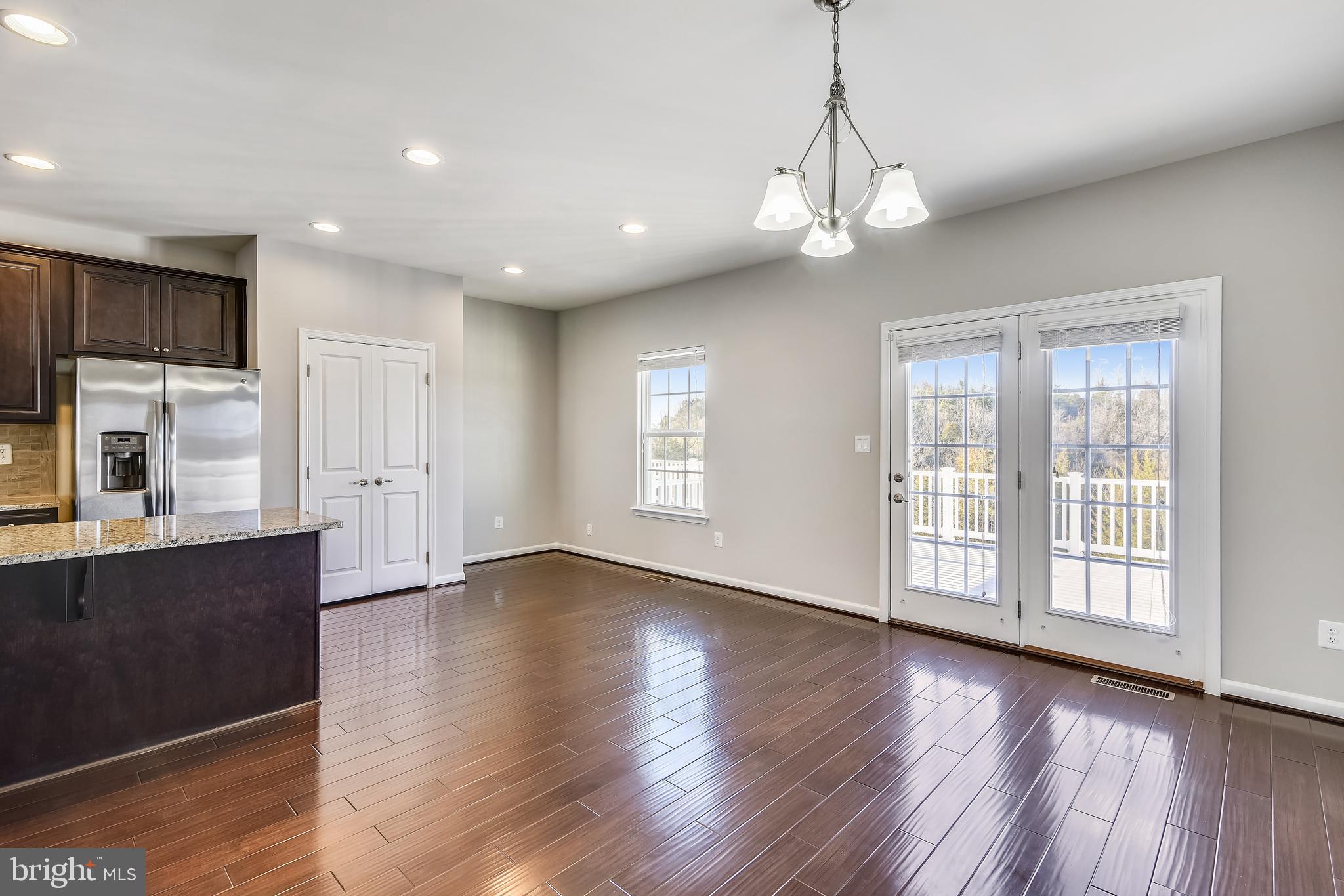 LAKE FREDERICK - Residential