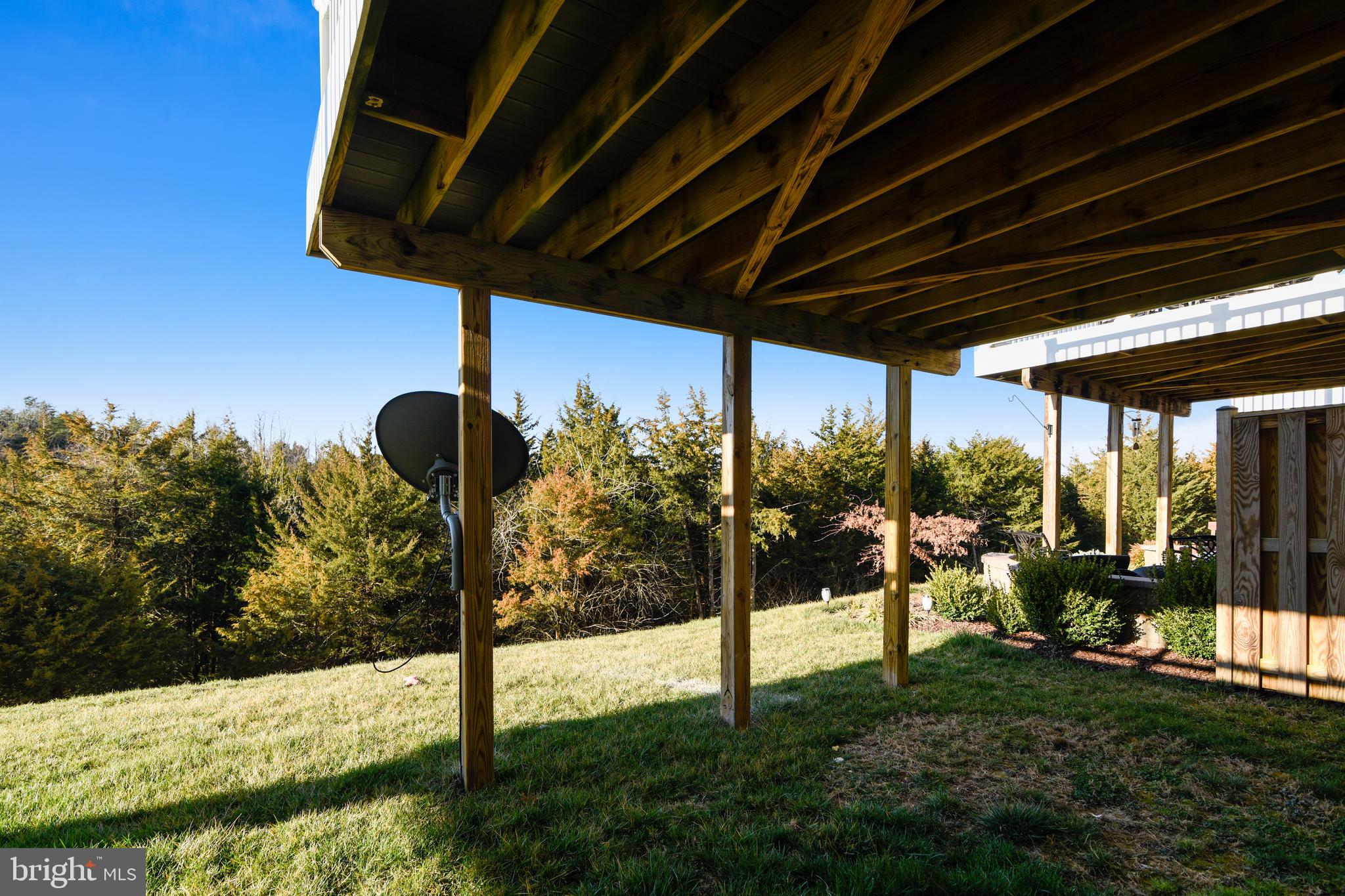 LAKE FREDERICK - Residential