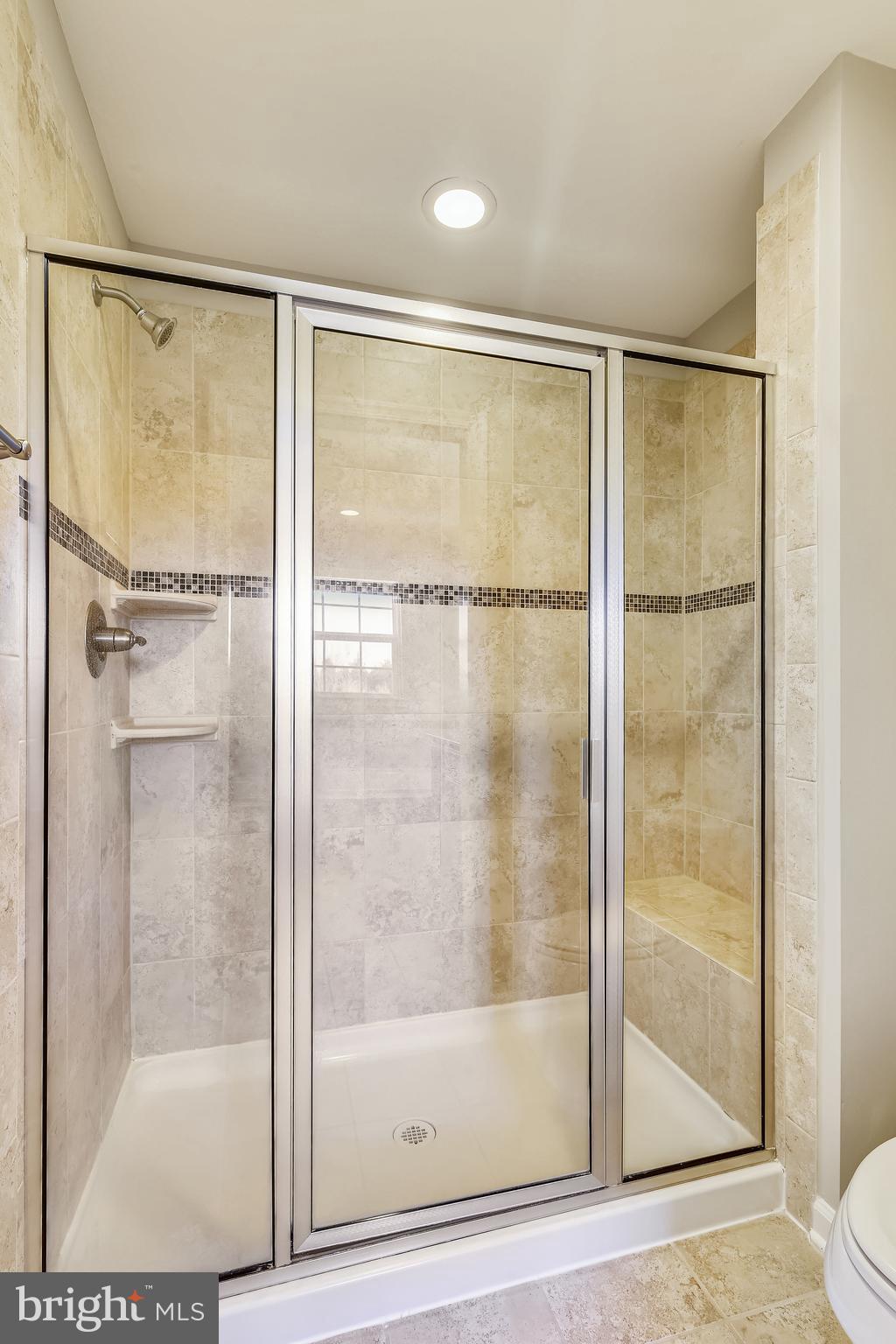 LAKE FREDERICK - Residential