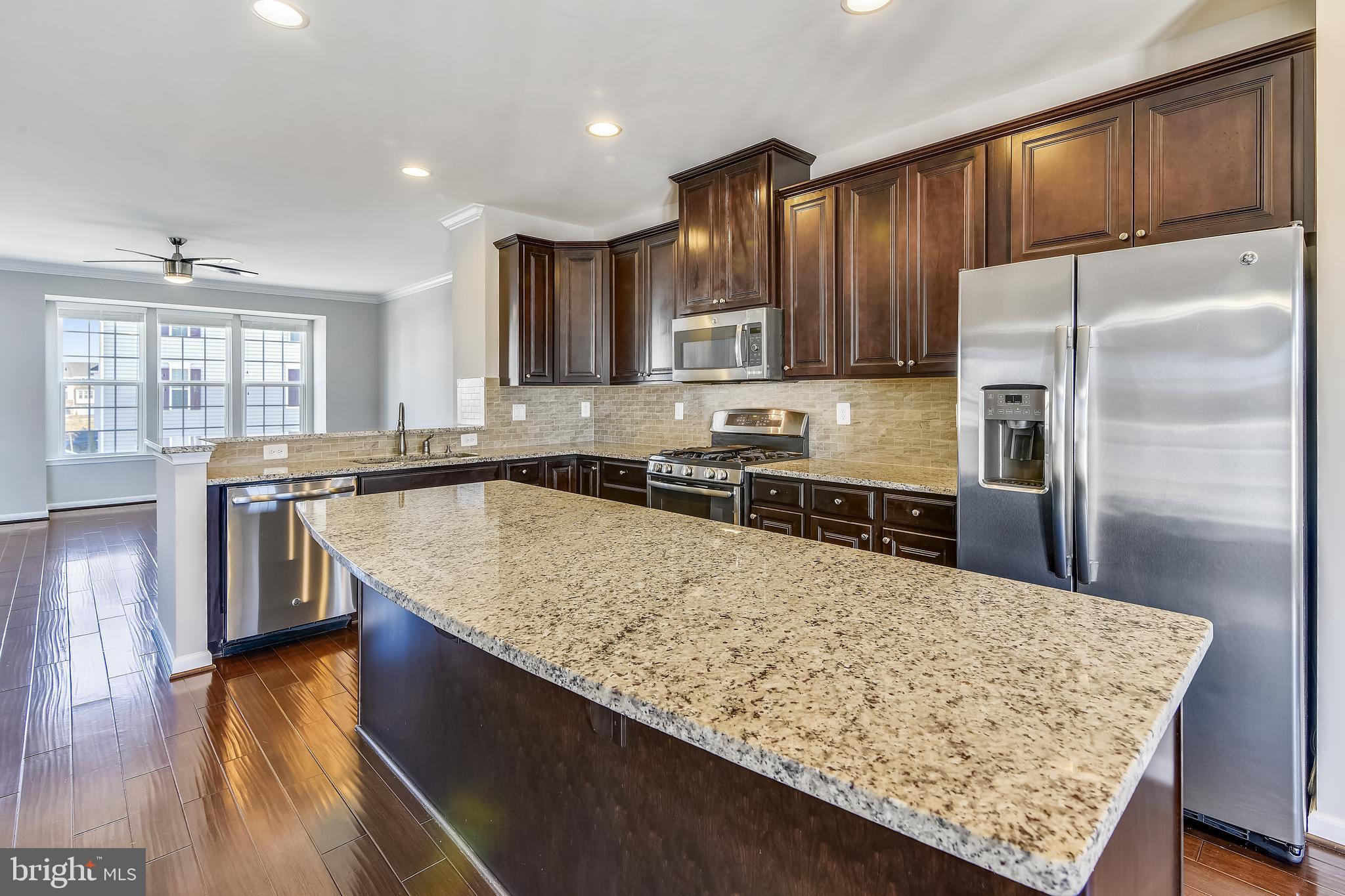 LAKE FREDERICK - Residential