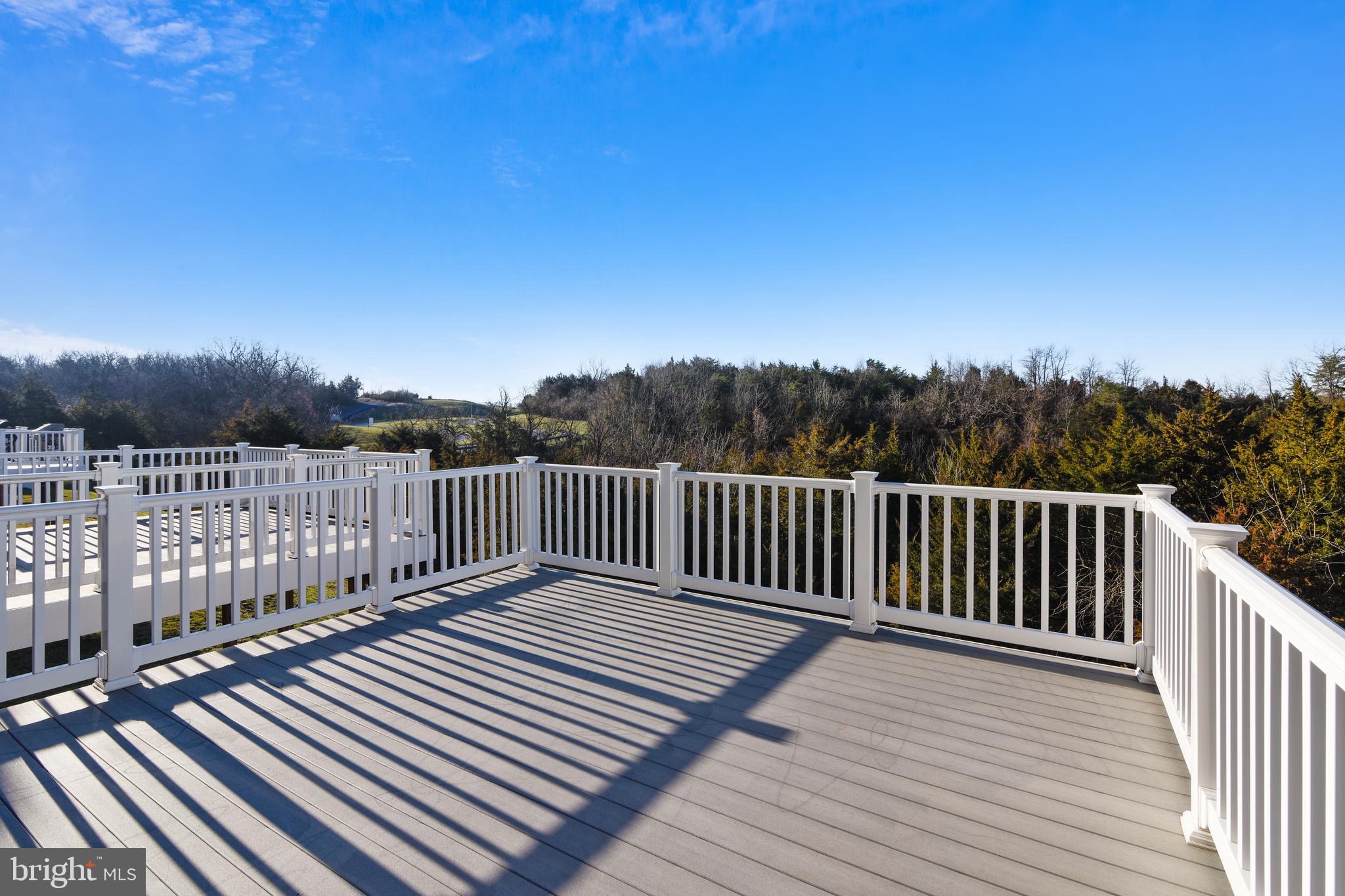 LAKE FREDERICK - Residential