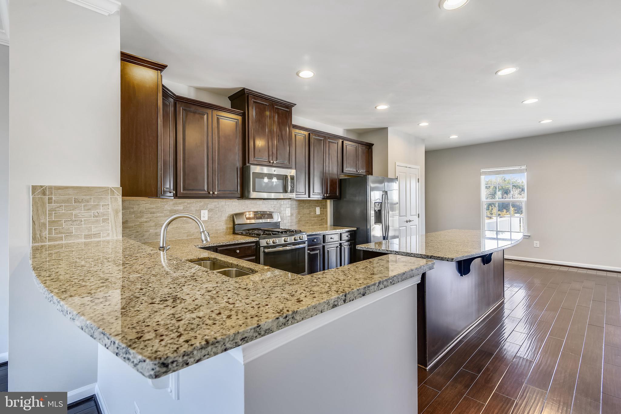 LAKE FREDERICK - Residential