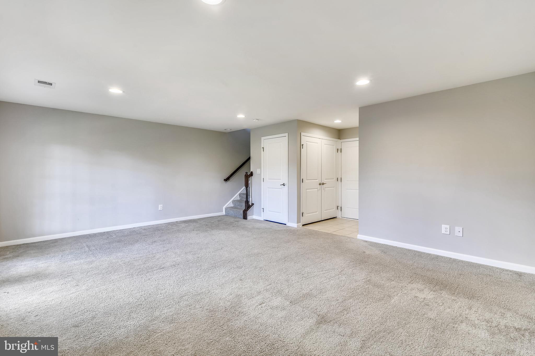 LAKE FREDERICK - Residential