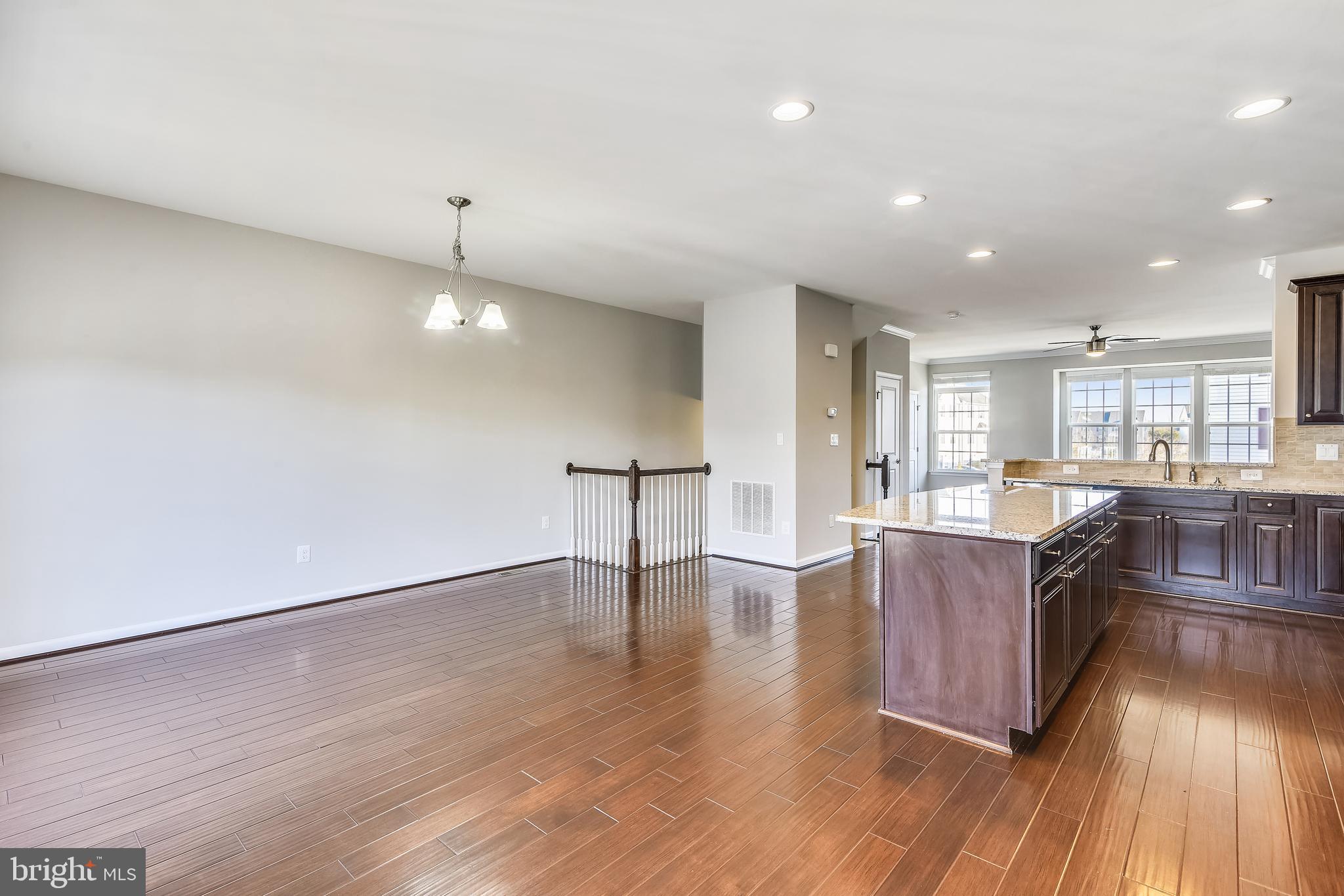 LAKE FREDERICK - Residential