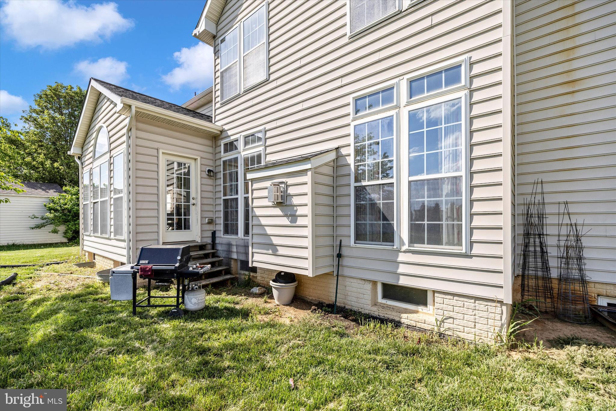 WEST FIELDS - Residential