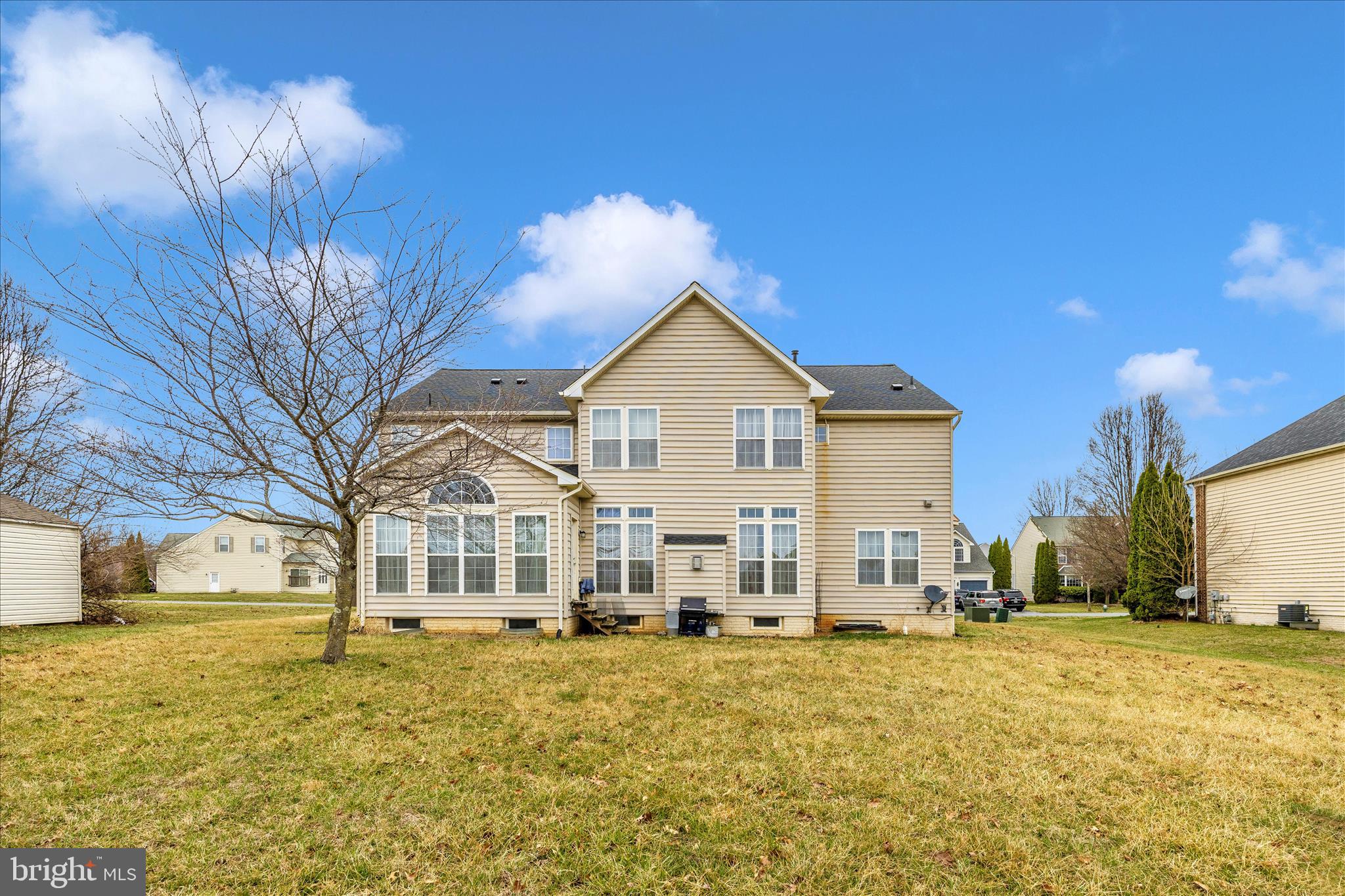 WEST FIELDS - Residential