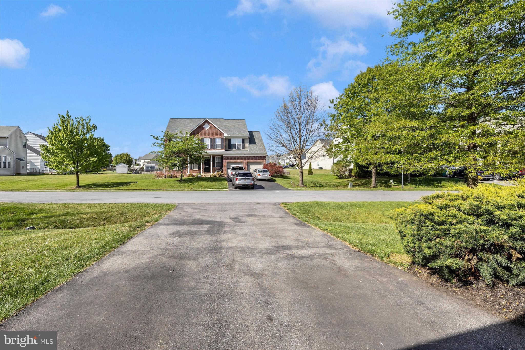 WEST FIELDS - Residential