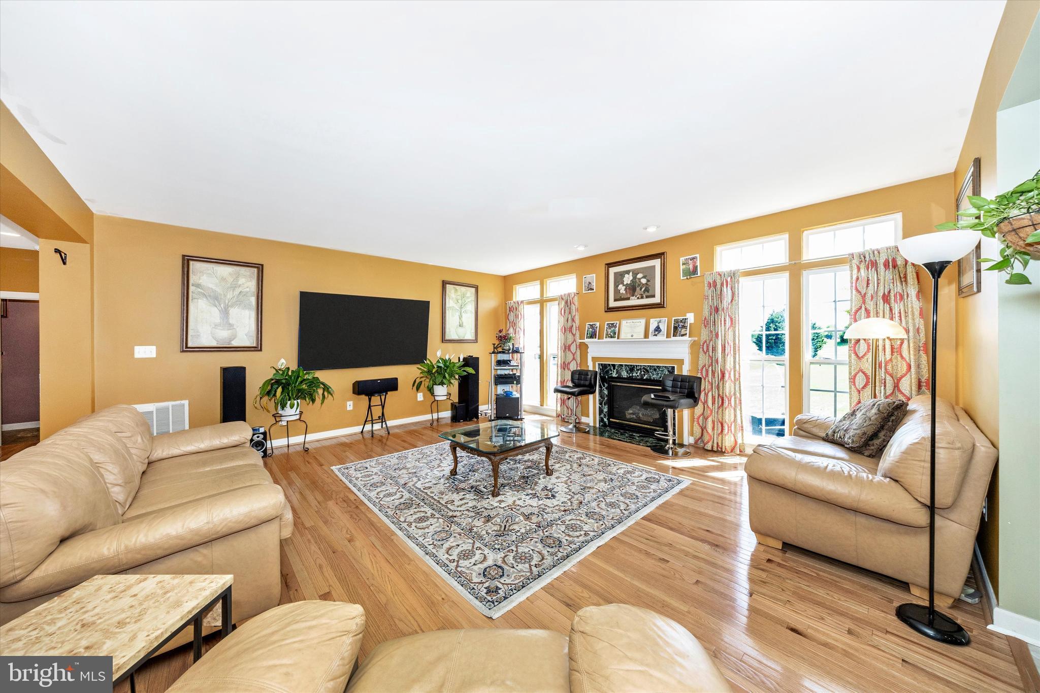 WEST FIELDS - Residential