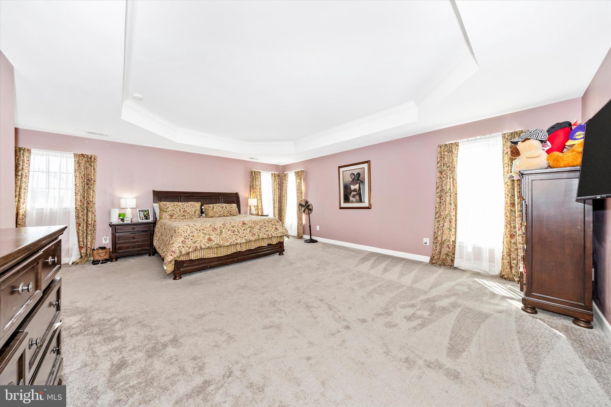 WEST FIELDS - Residential