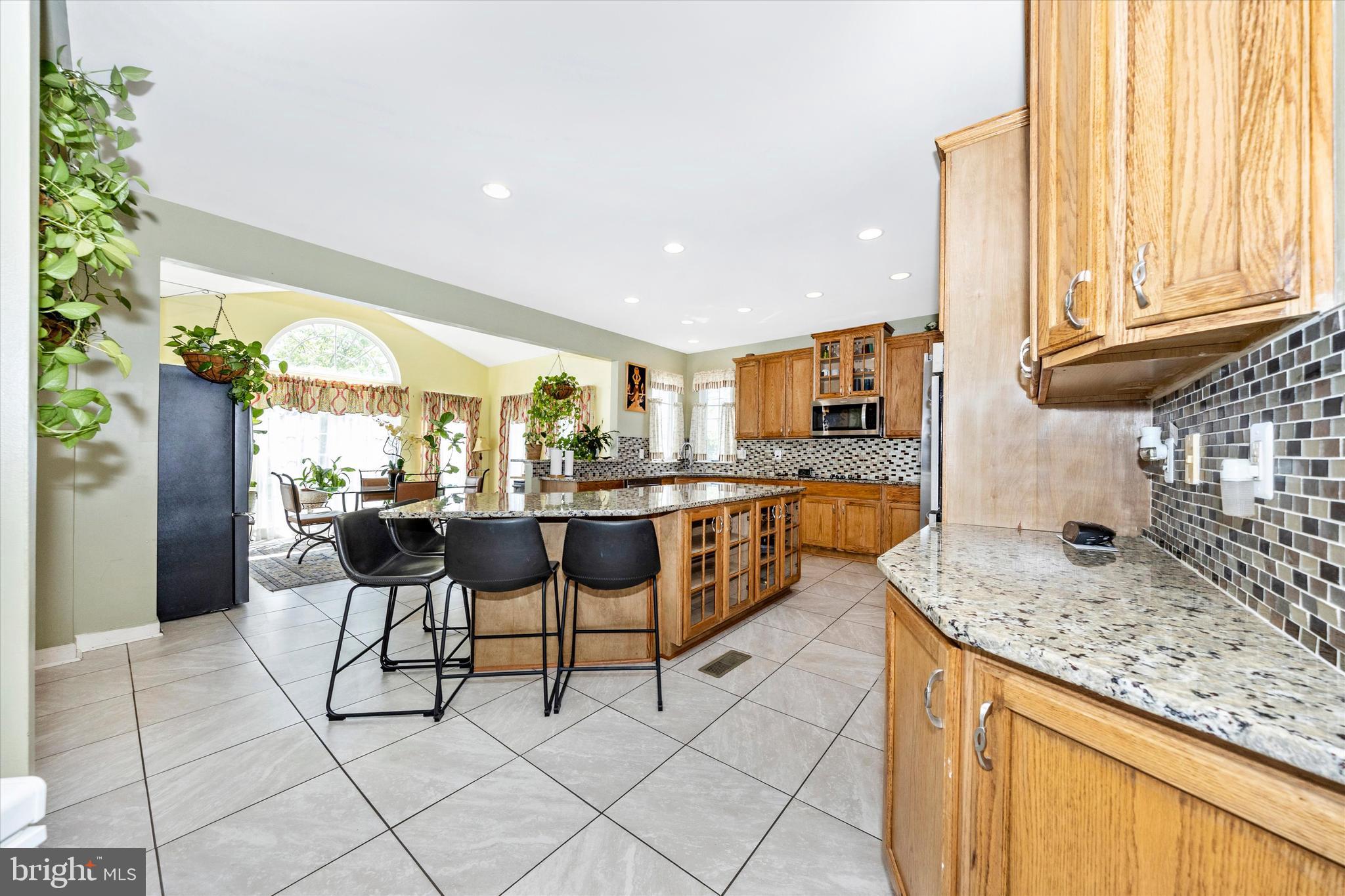 WEST FIELDS - Residential