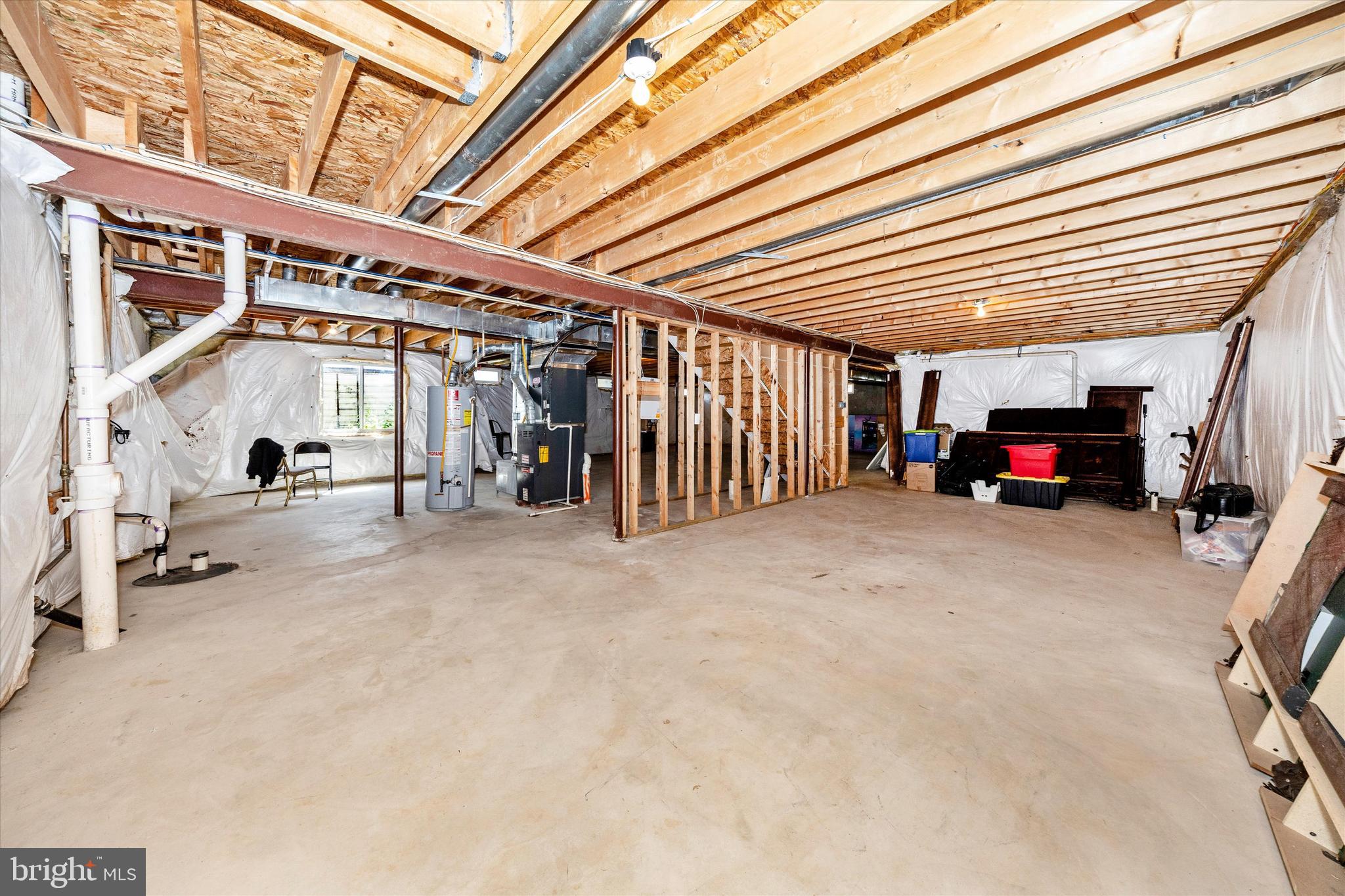 WEST FIELDS - Residential