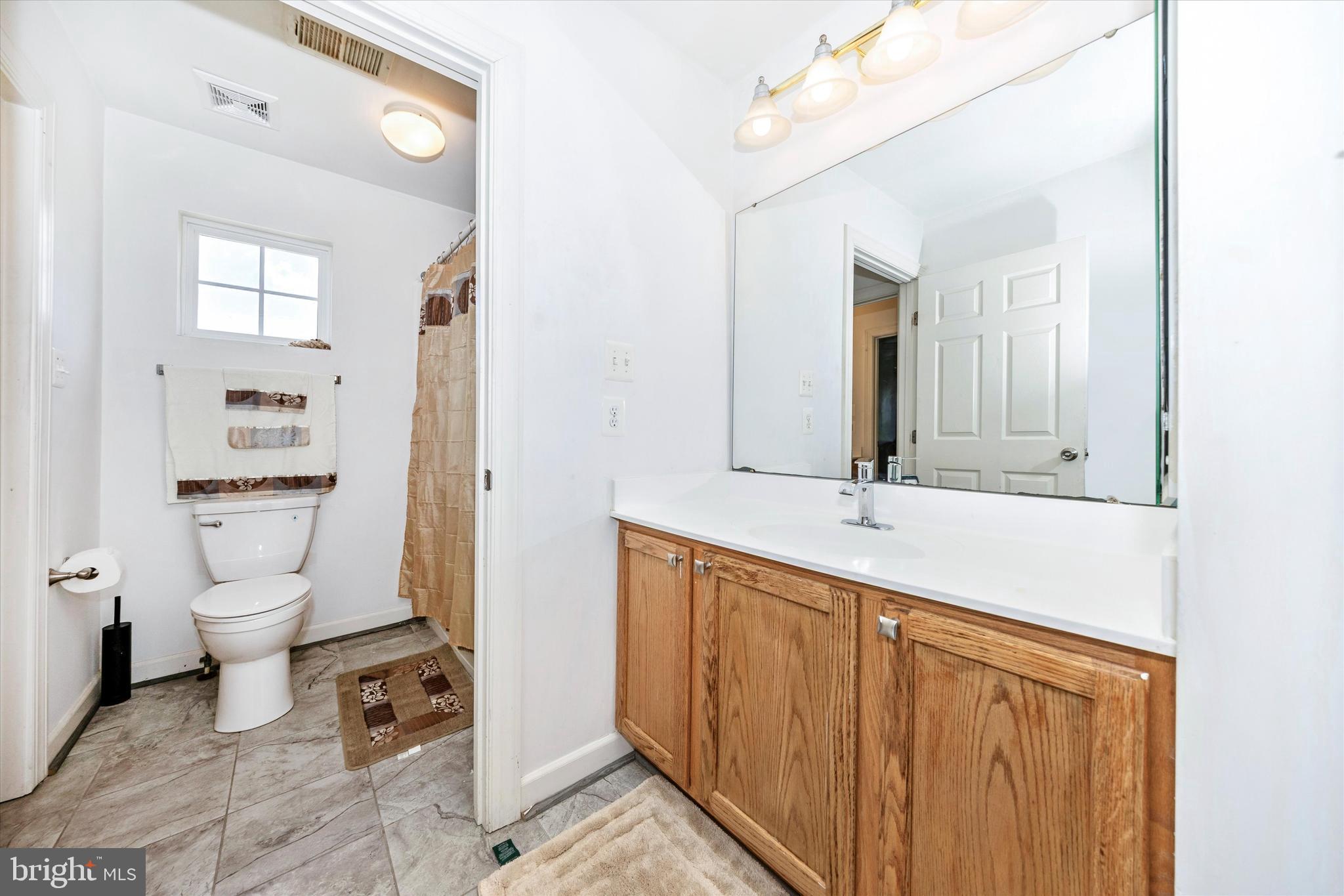 WEST FIELDS - Residential