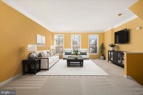 Condo For Sale - 400 Williams Street #12<br/> BERLIN, MD 21811
